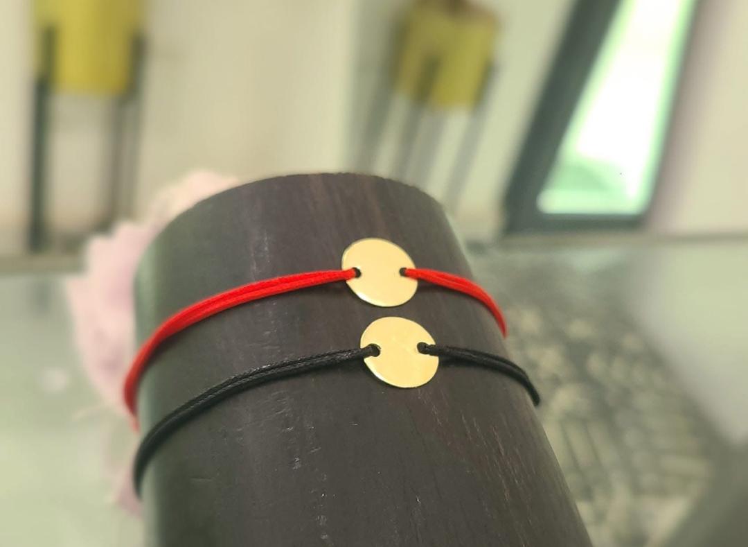 Minimalist Gold Disk String Bracelets