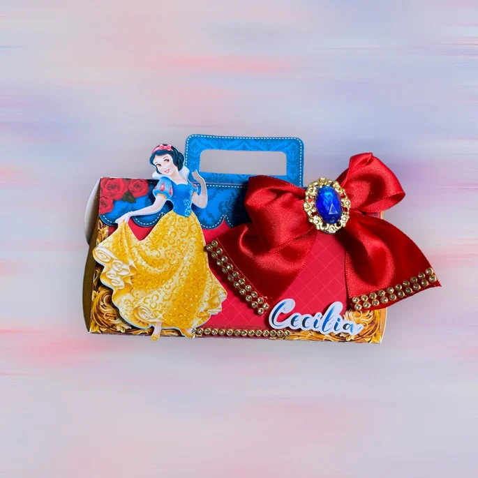 Snow White themed party favor box