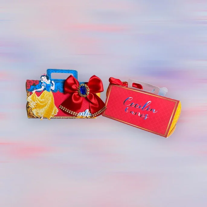 Snow White themed party favor box
