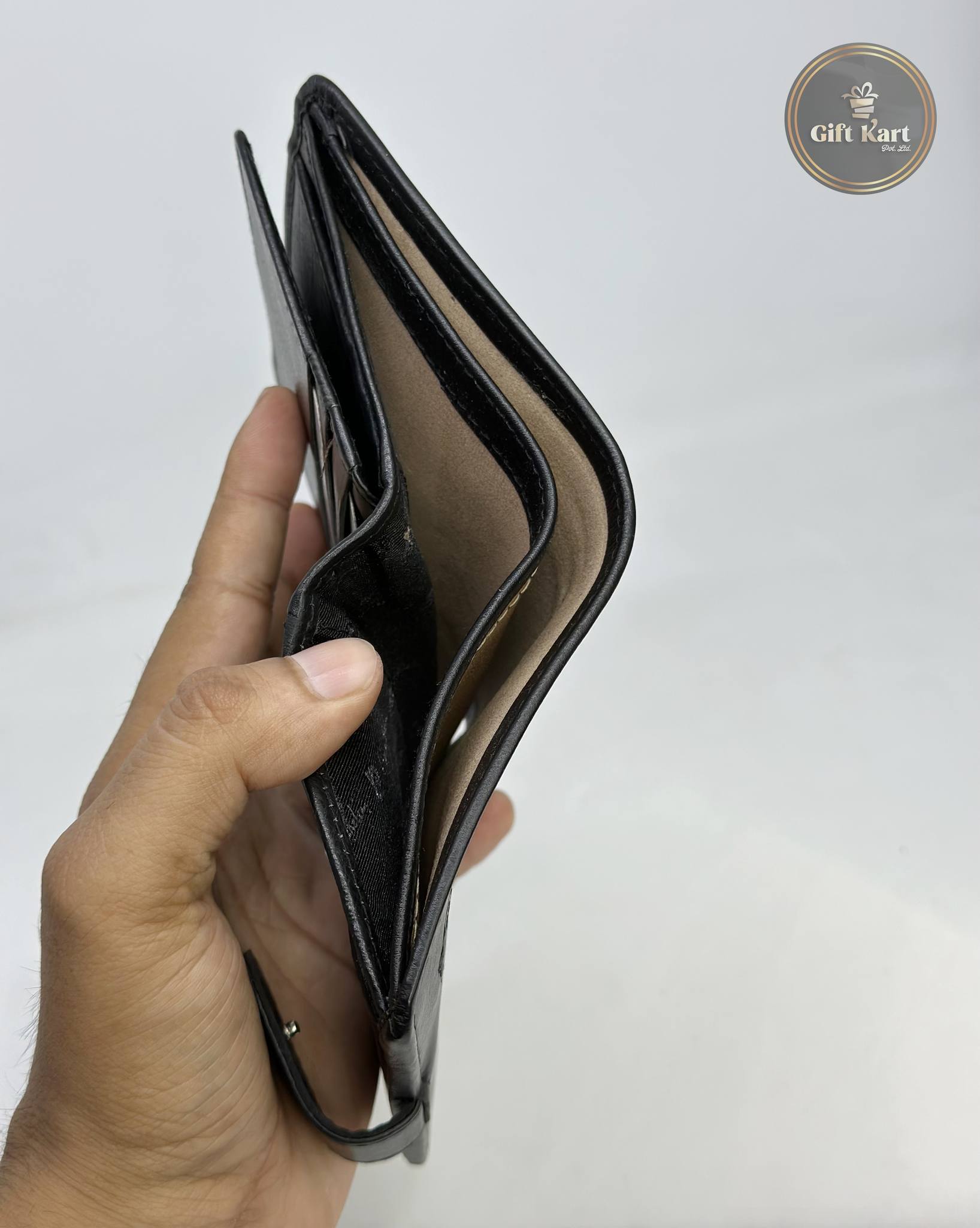 Classic Zipper Wallet – Customizable Design