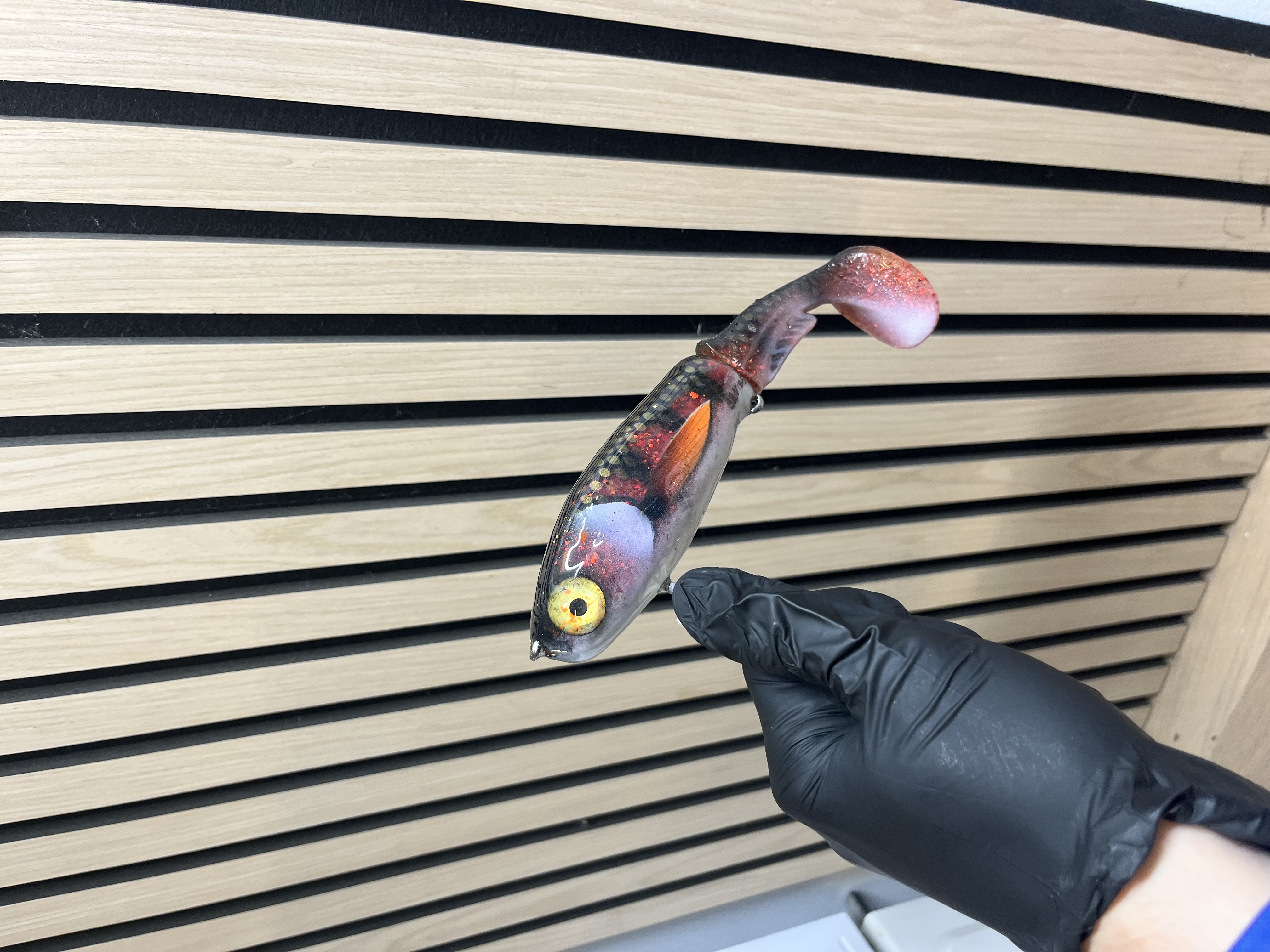 Happy hybris - Mad perch