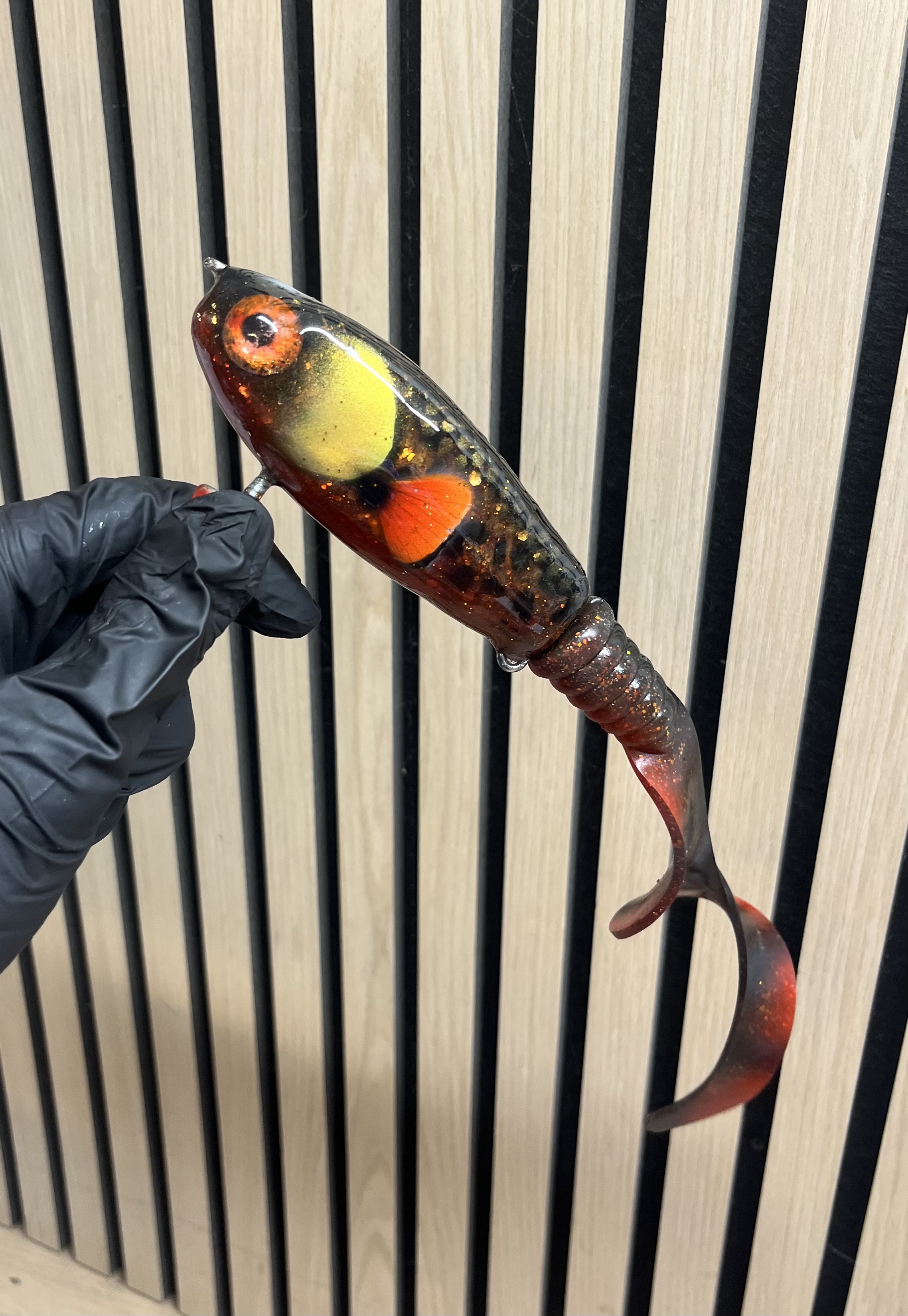 Happy hybris - Goldcheek motoroil