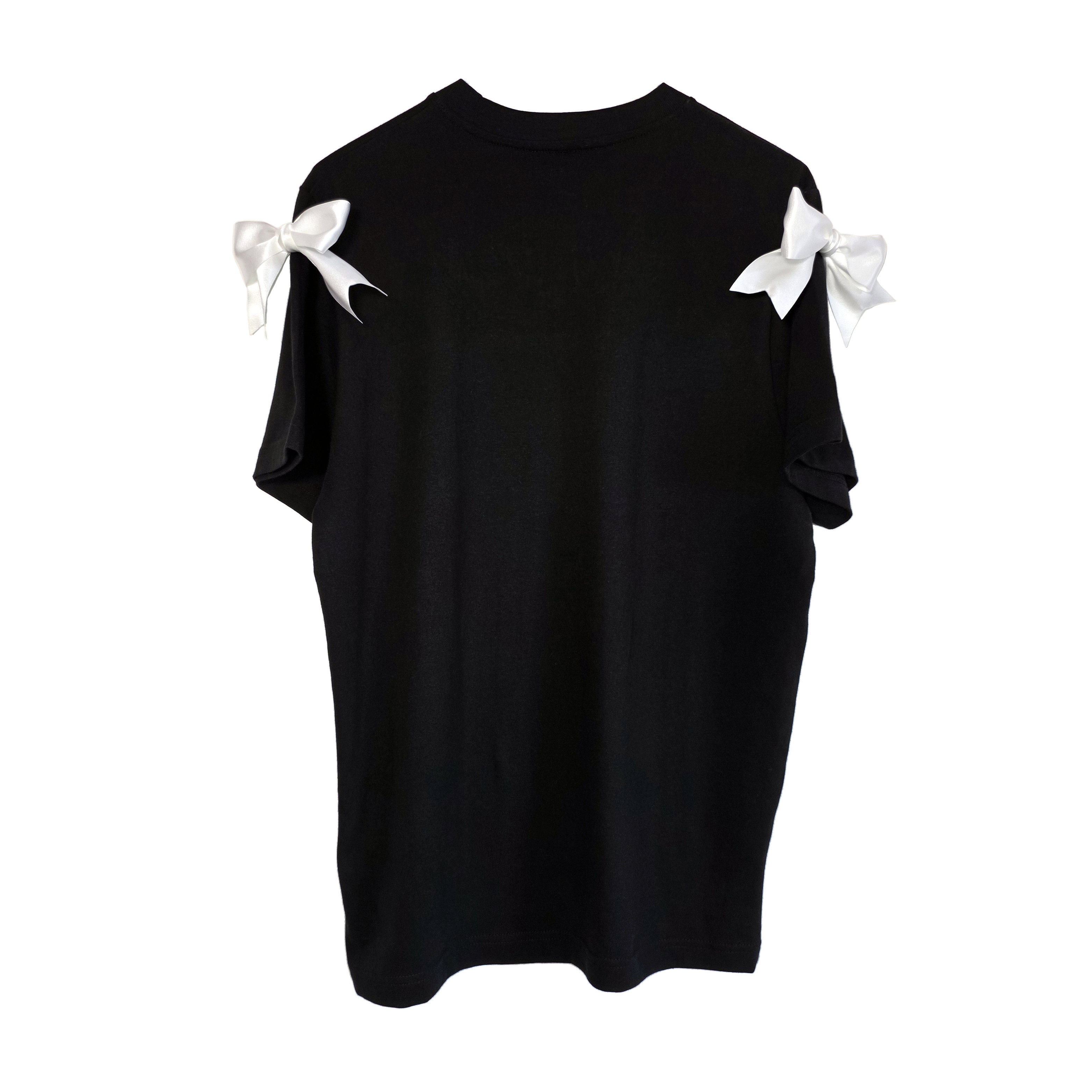 'Jesus saves' T-shirt