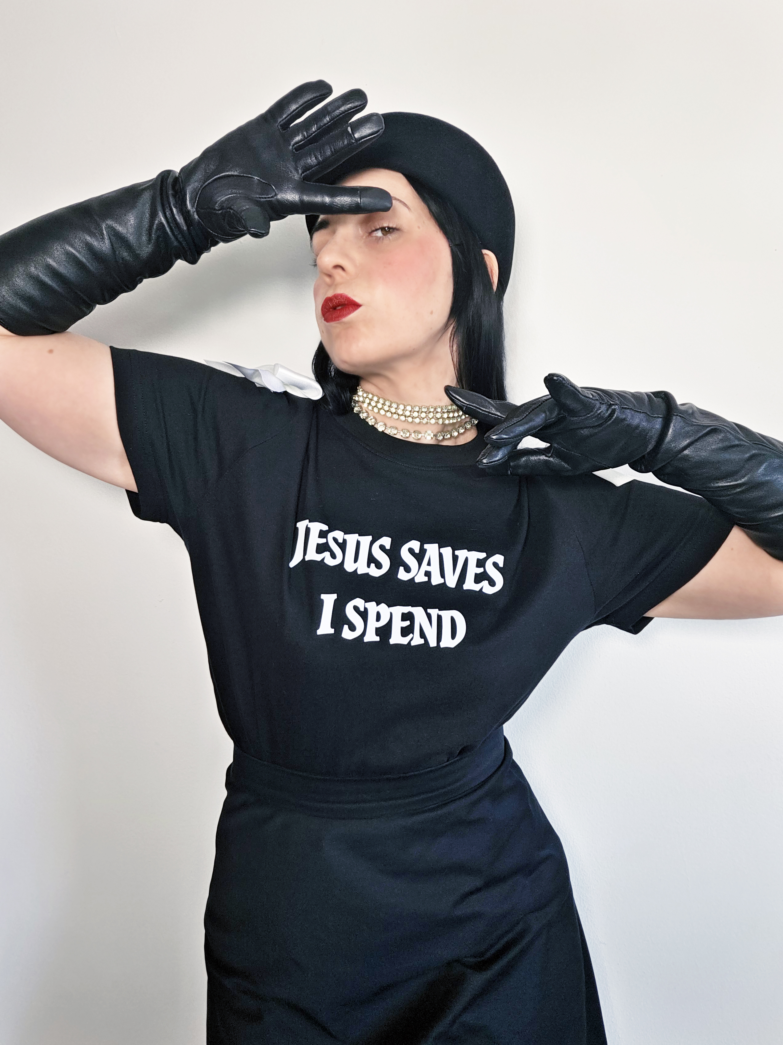 'Jesus saves' T-shirt