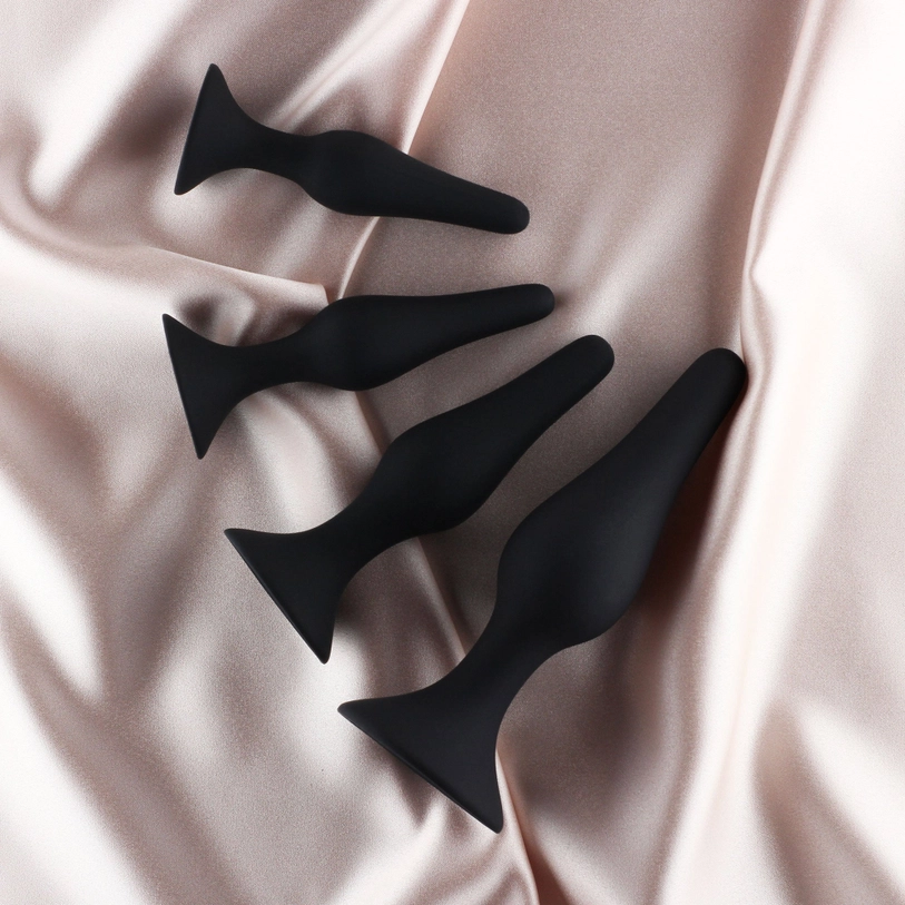 Alessandra – Kit de 4 Plugs Anaux en Silicone avec Ventouse