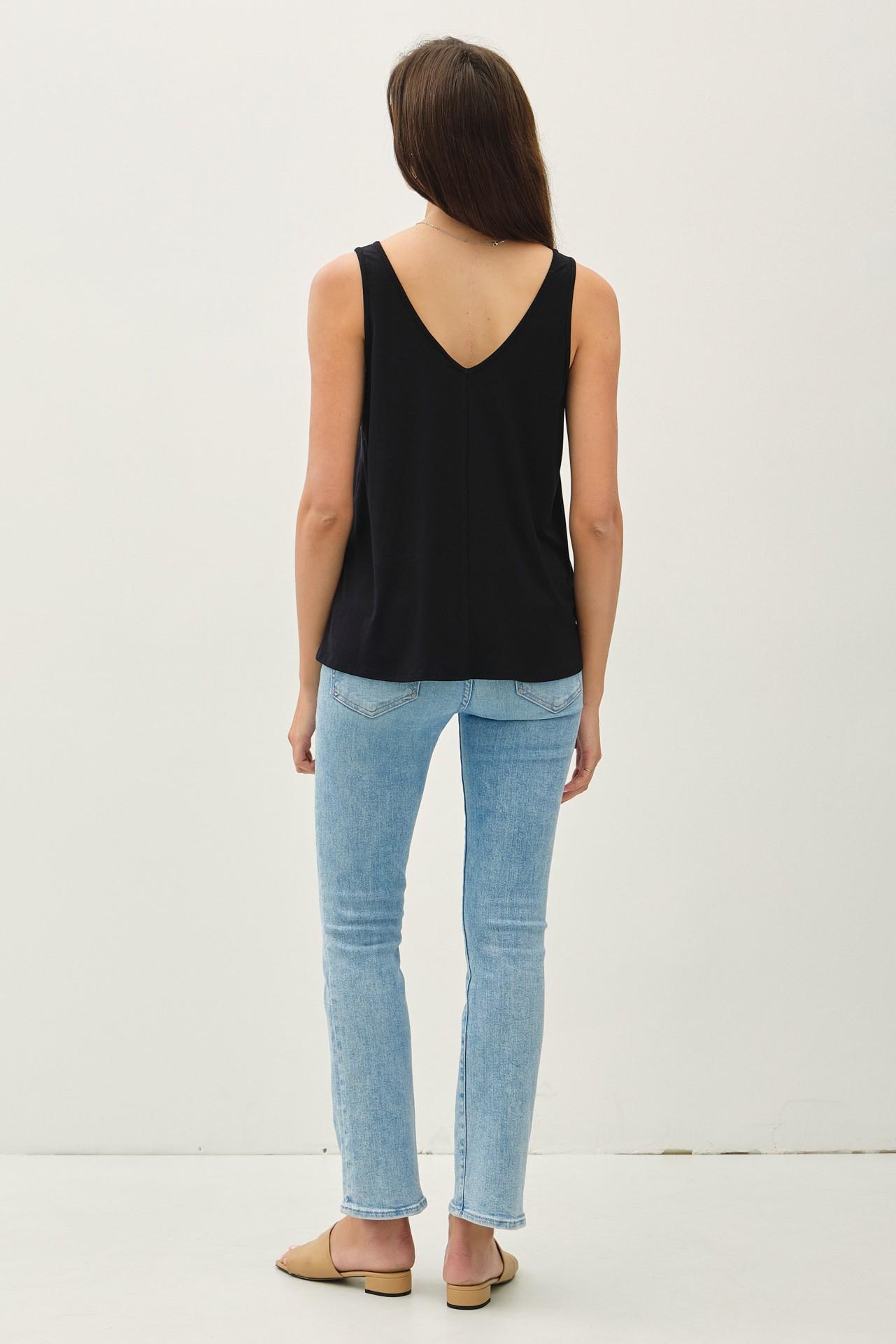Black Sleeveless V-Neck Top