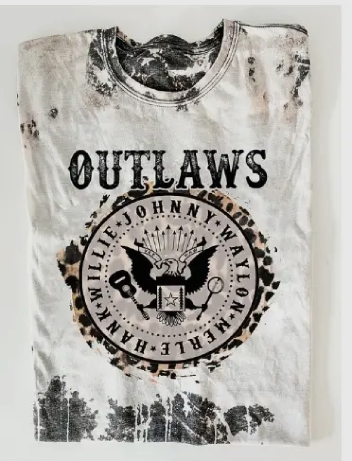 Outlaws Graphic T-Shirt