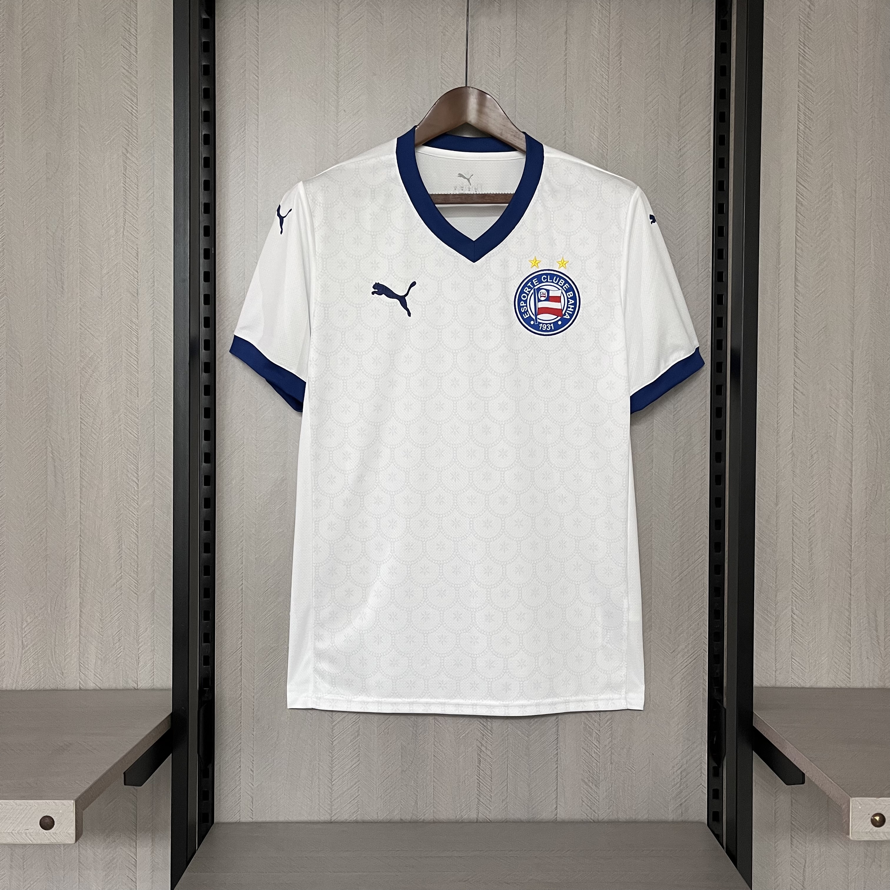 Camisa oficial do Esporte Clube Bahia