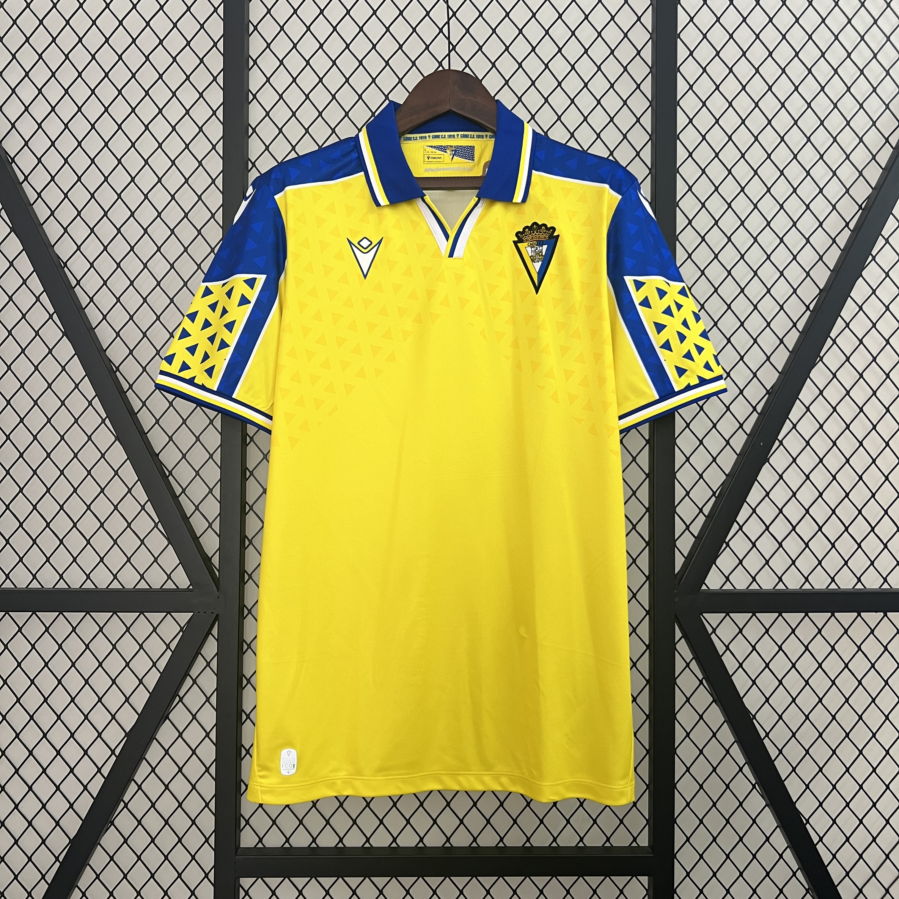 Camisa de futebol do Cádiz CF