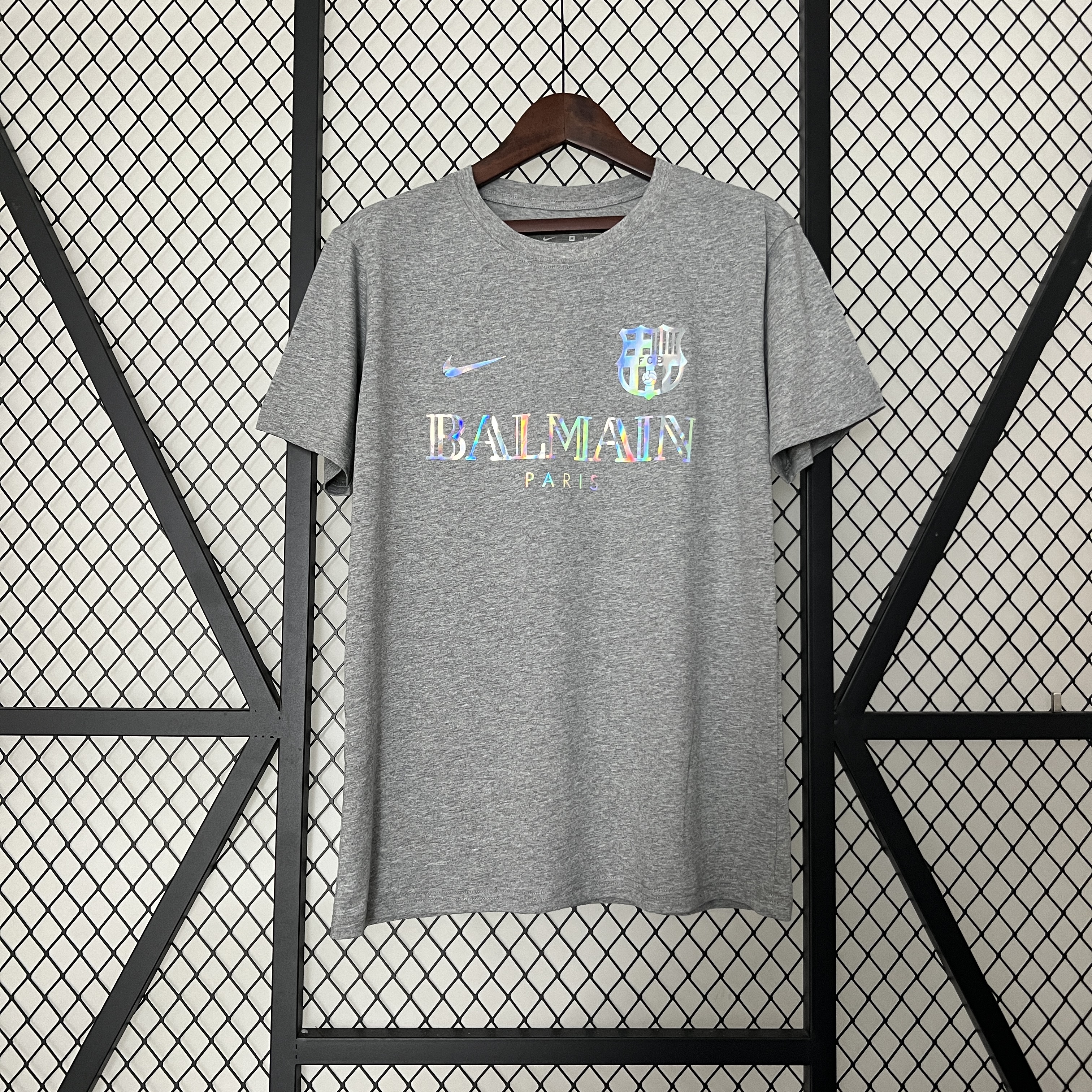 Camiseta Balmain Paris x Nike
