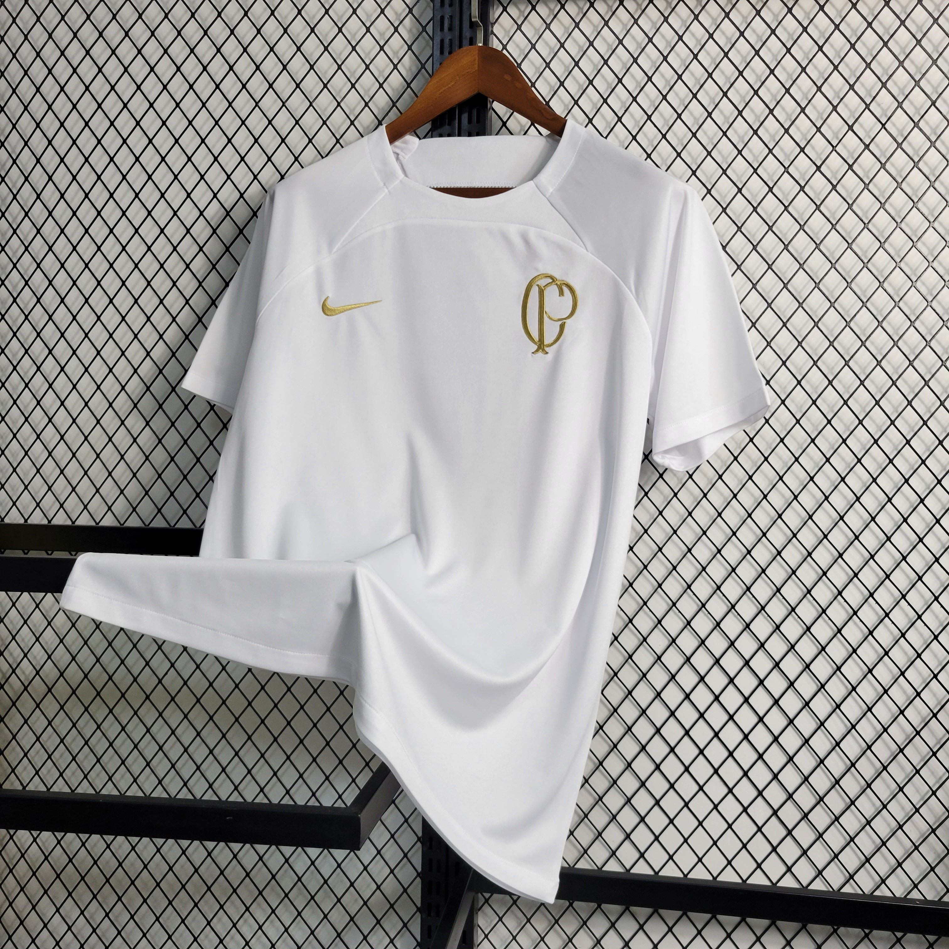Camisa de futebol branca