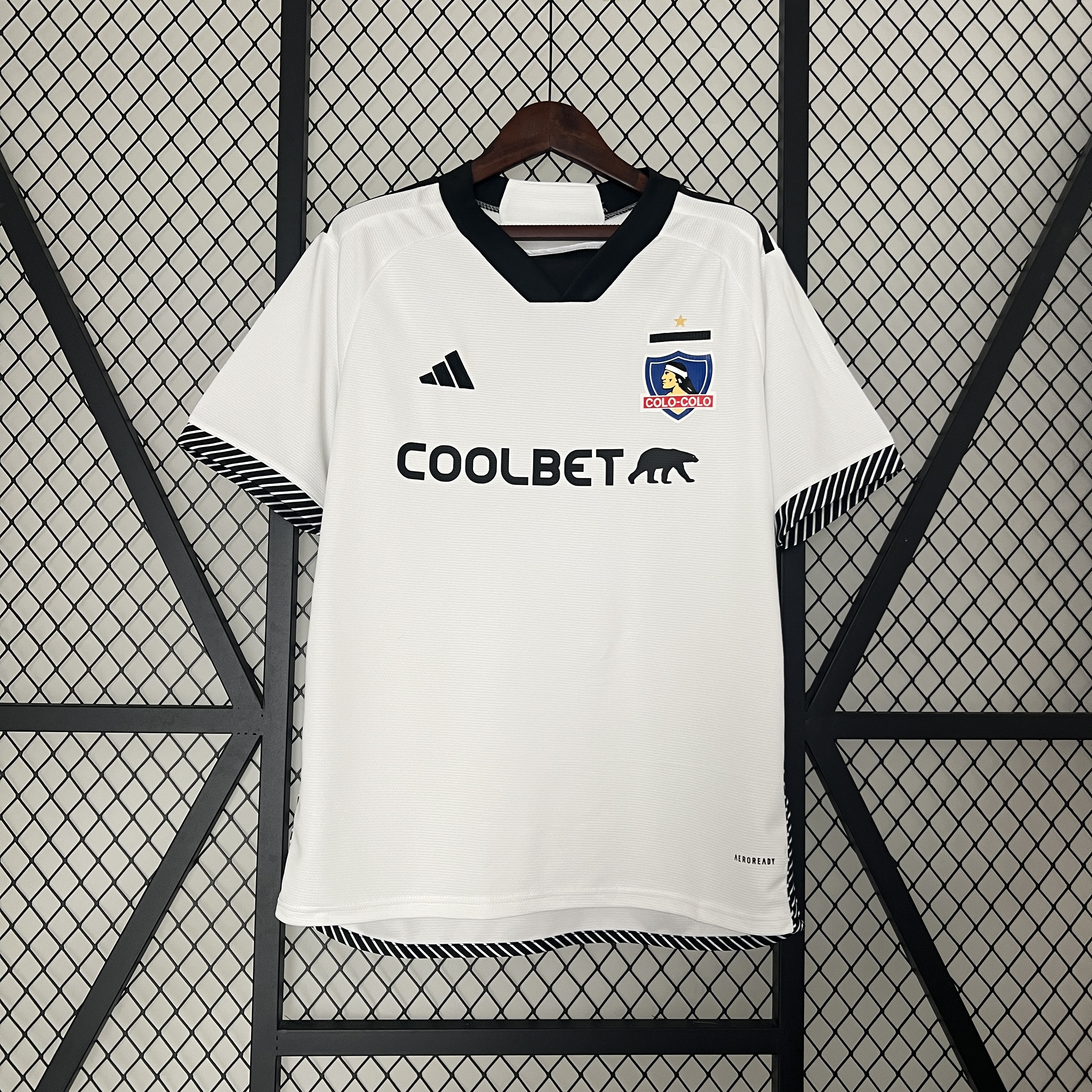 Camisa Oficial Colo-Colo 2023