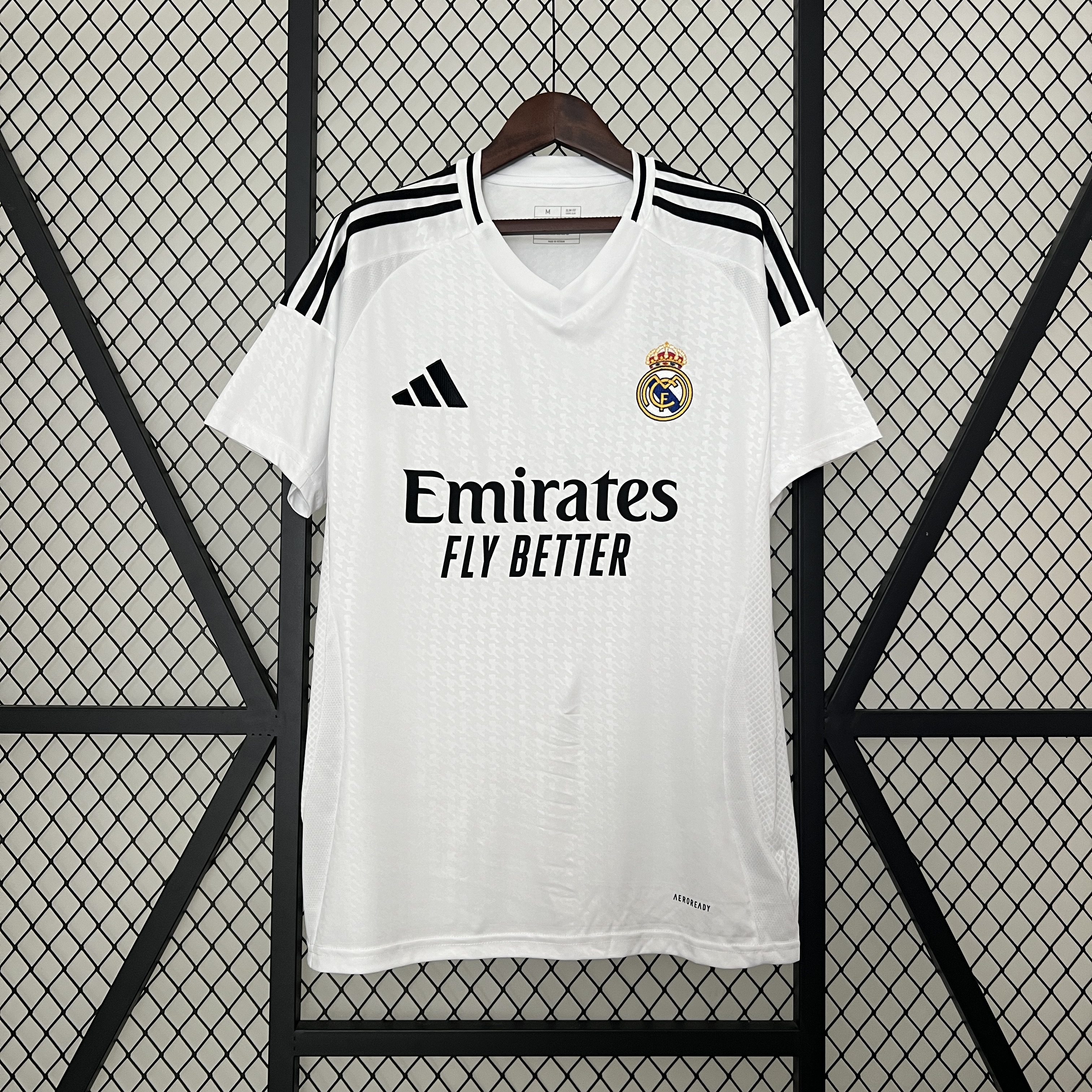 Camiseta Real Madrid 2023/24