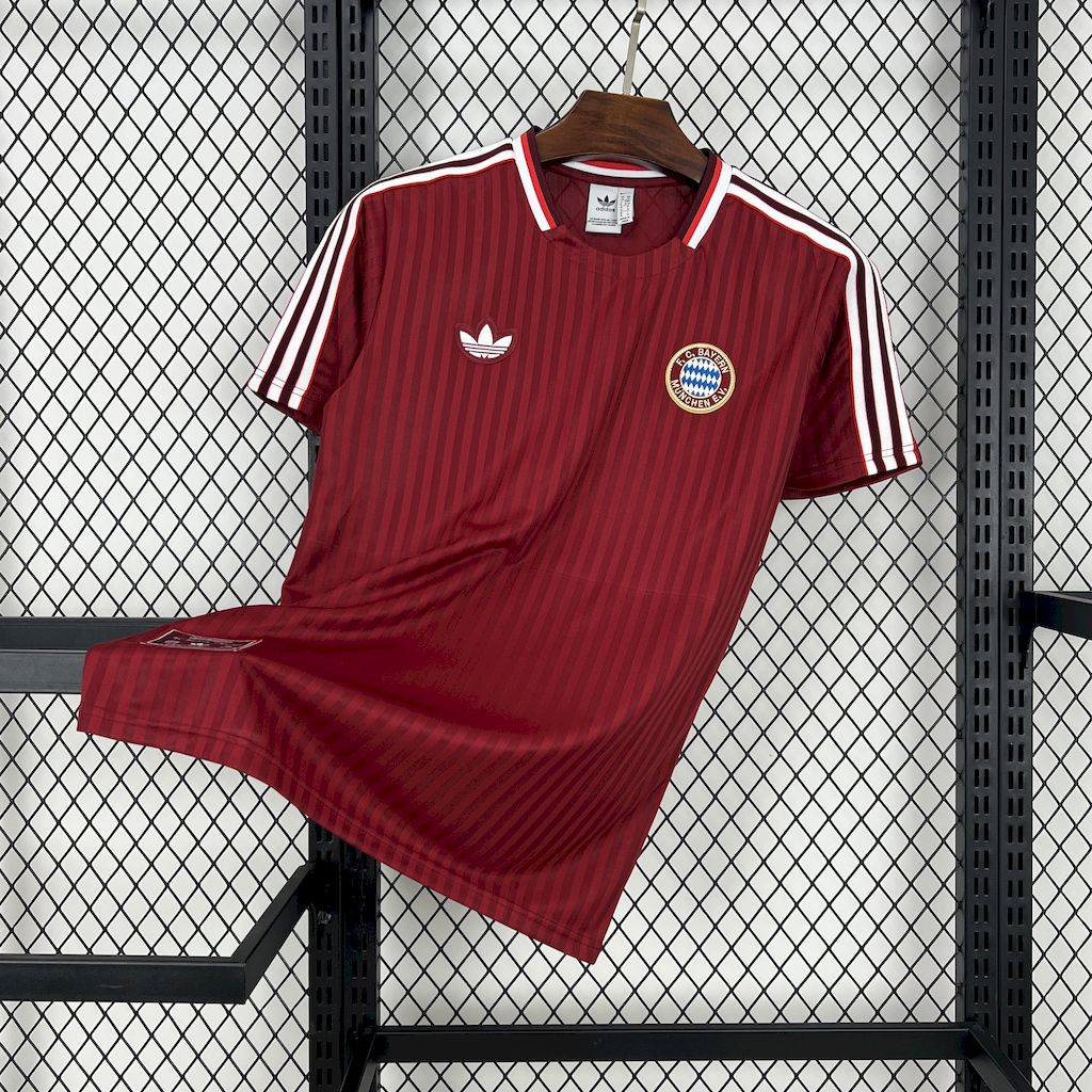 Camiseta Bayern de Munique Retro