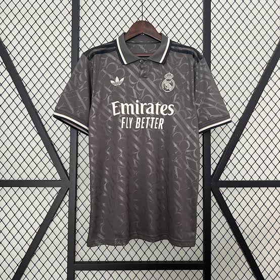 Camiseta Real Madrid 2023/24