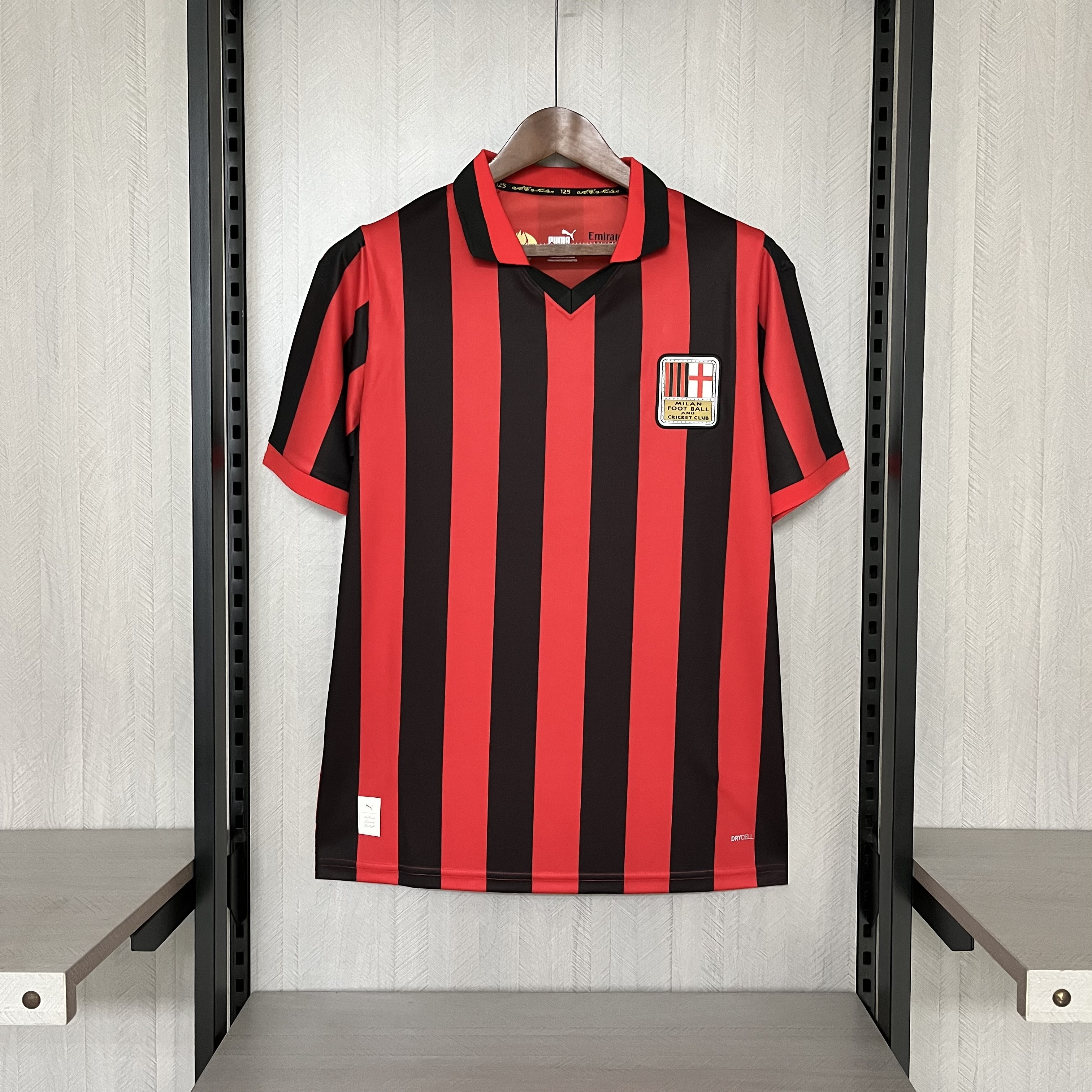 Camisa de futebol Milan retrô