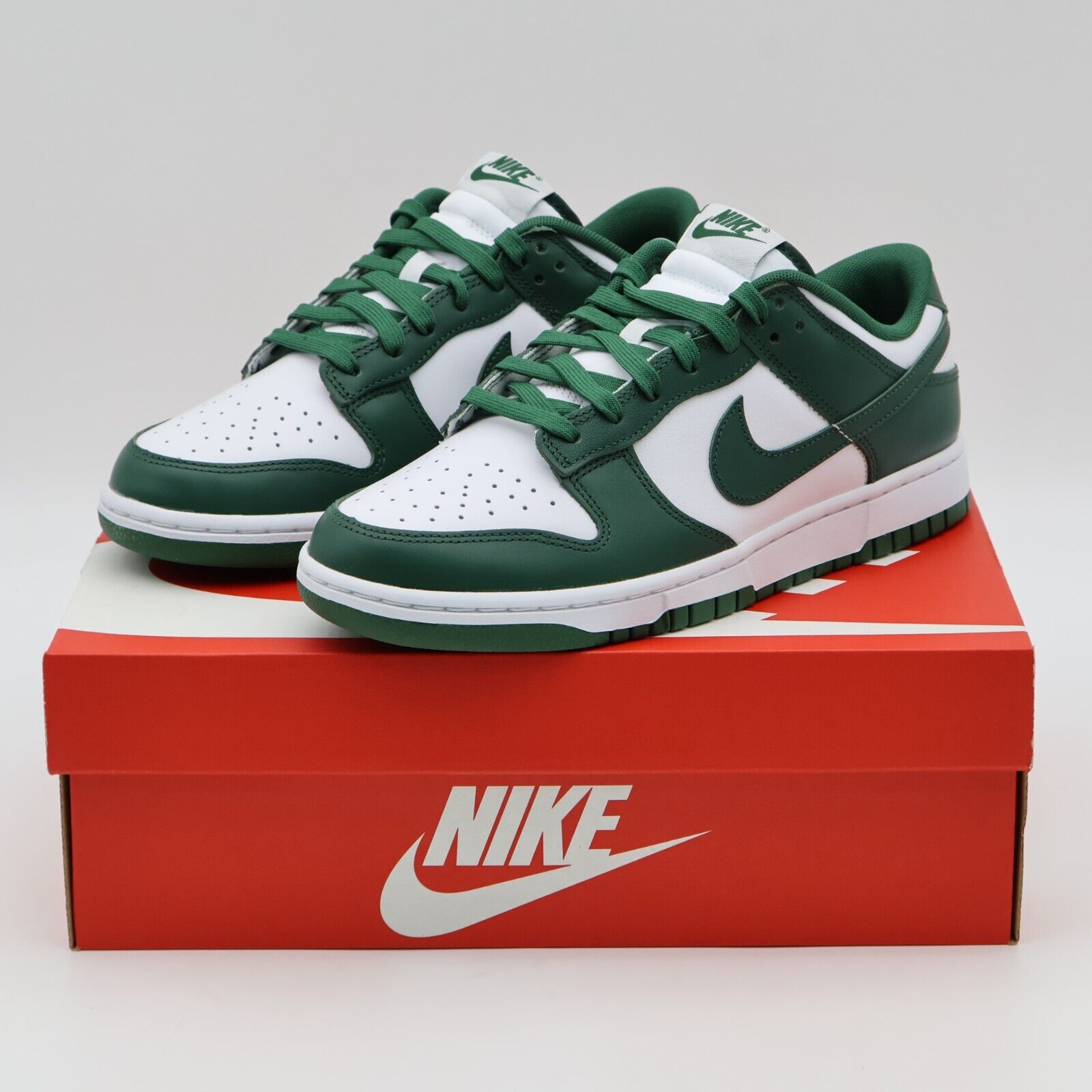 Nike Dunk Low Retro