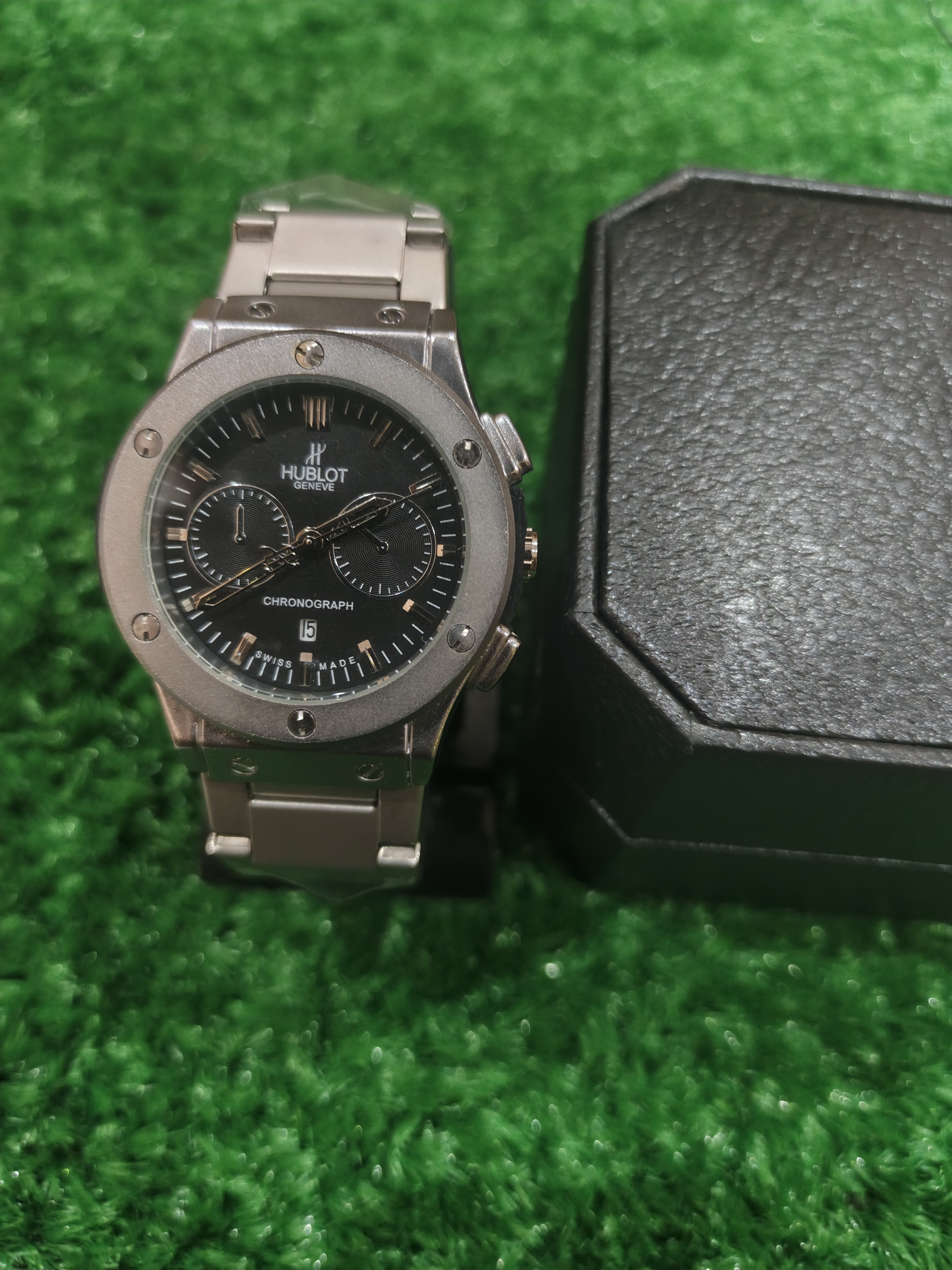 Elegance Quartz Chronograph Stainless Steel Watch