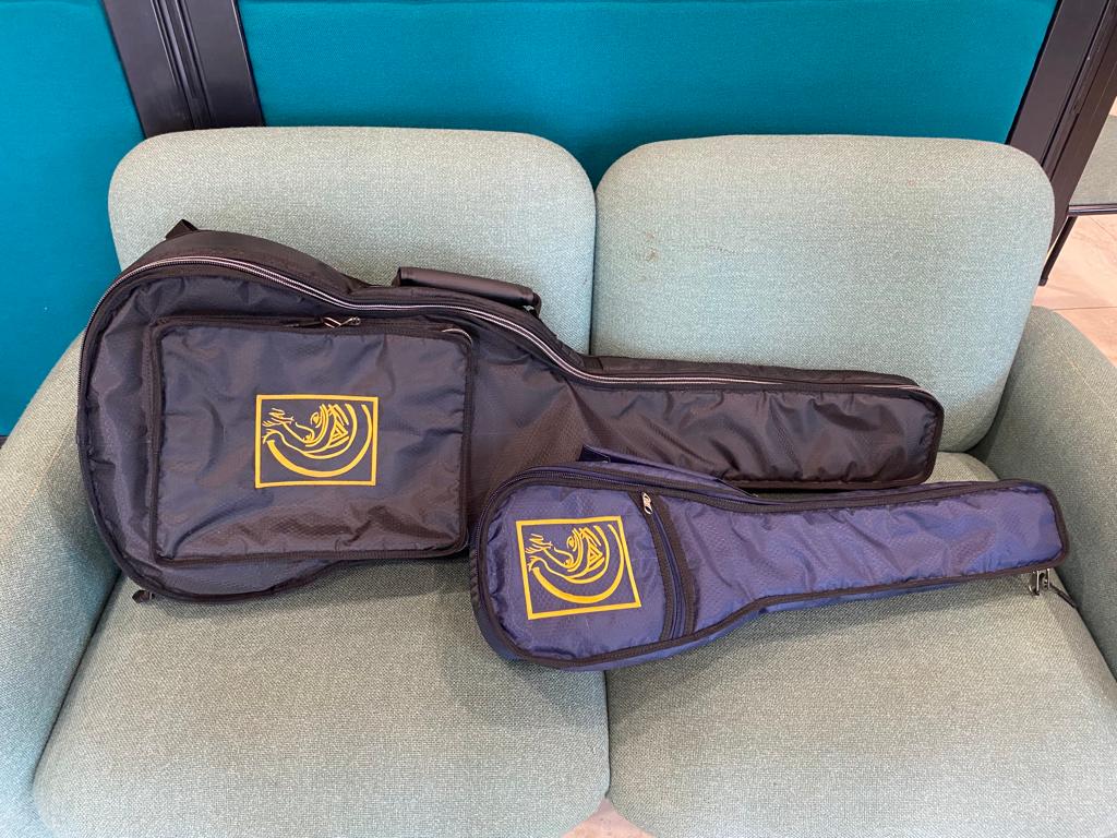 Forro de Guitarra con logo del Caminio