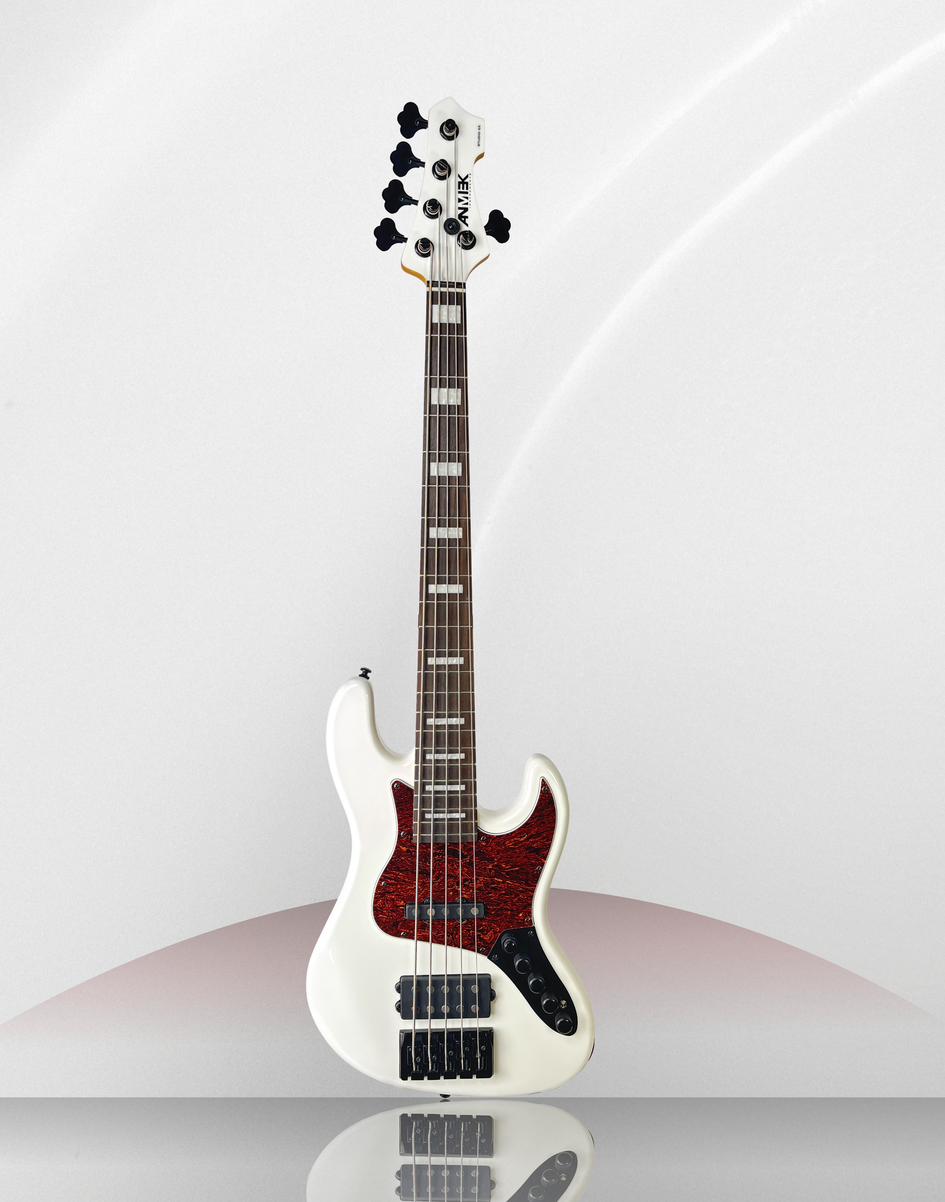 Bajo Eléctrico ANMIEK JBEA 5 Cuerdas - White Pearl