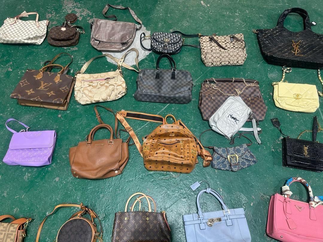 UsedInternationalBrandluxury bags