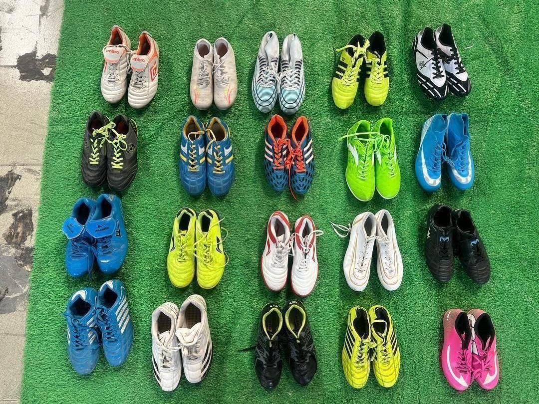 UsedChineseBrand soccershoes