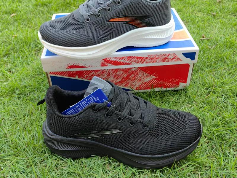 jogingshoeswholesale