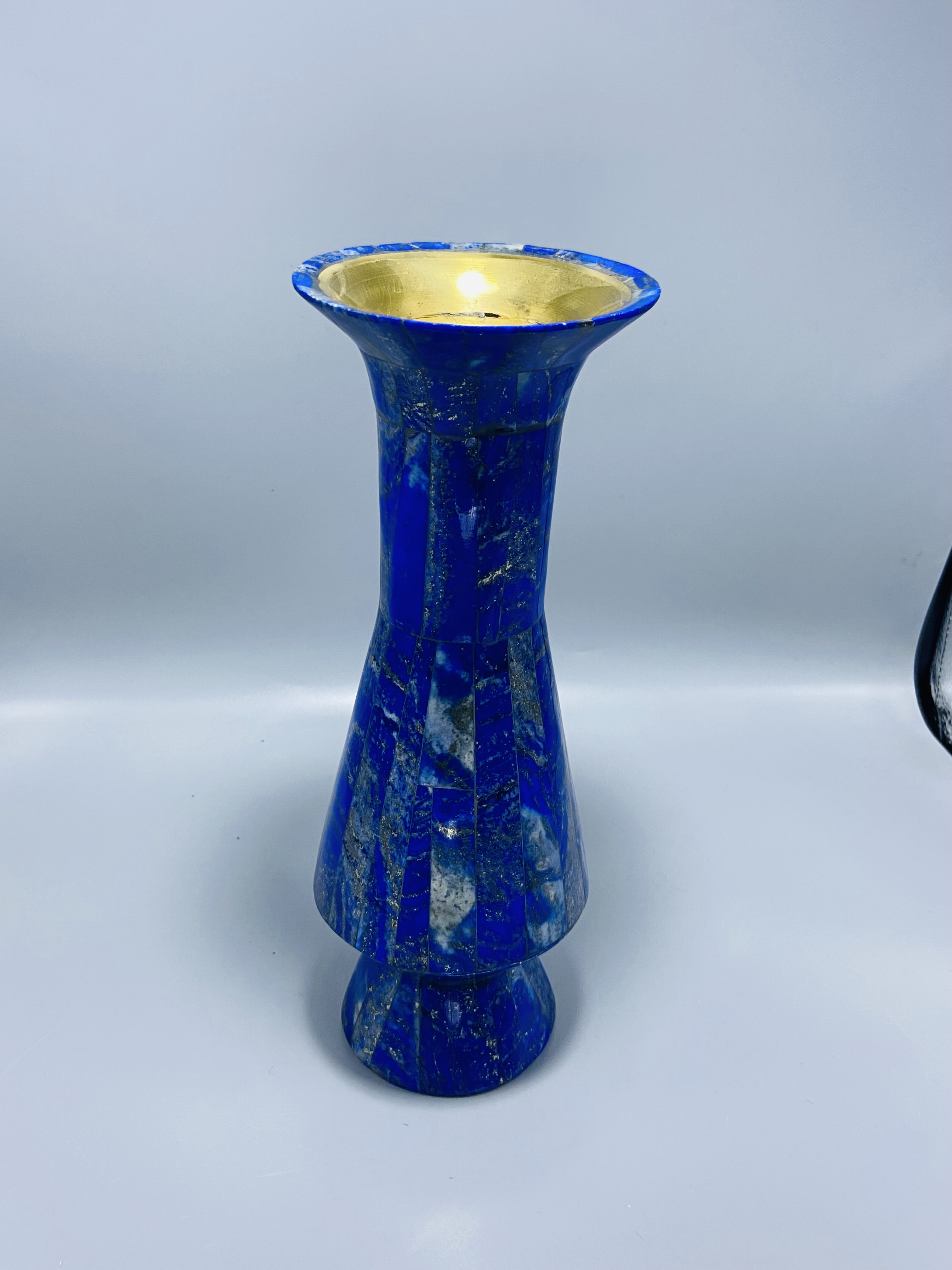 Blue decorative vase