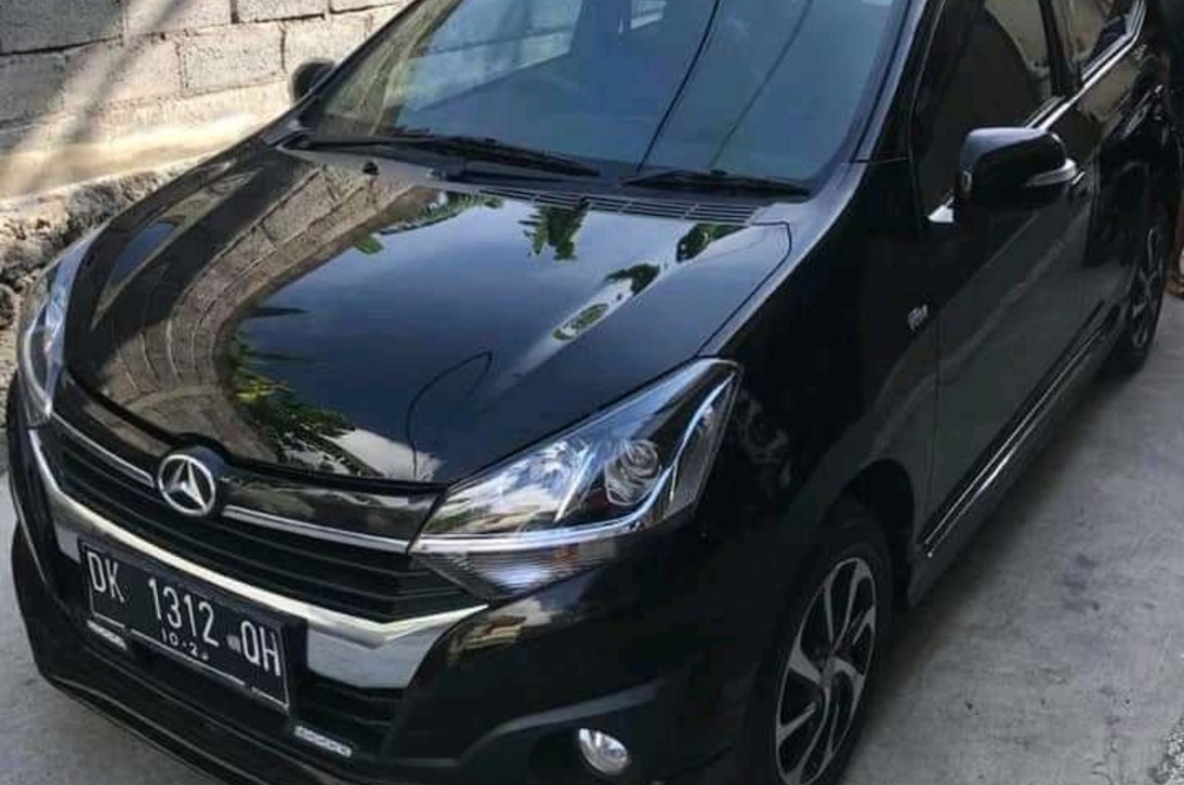 Daihatsu Ayla Old Model