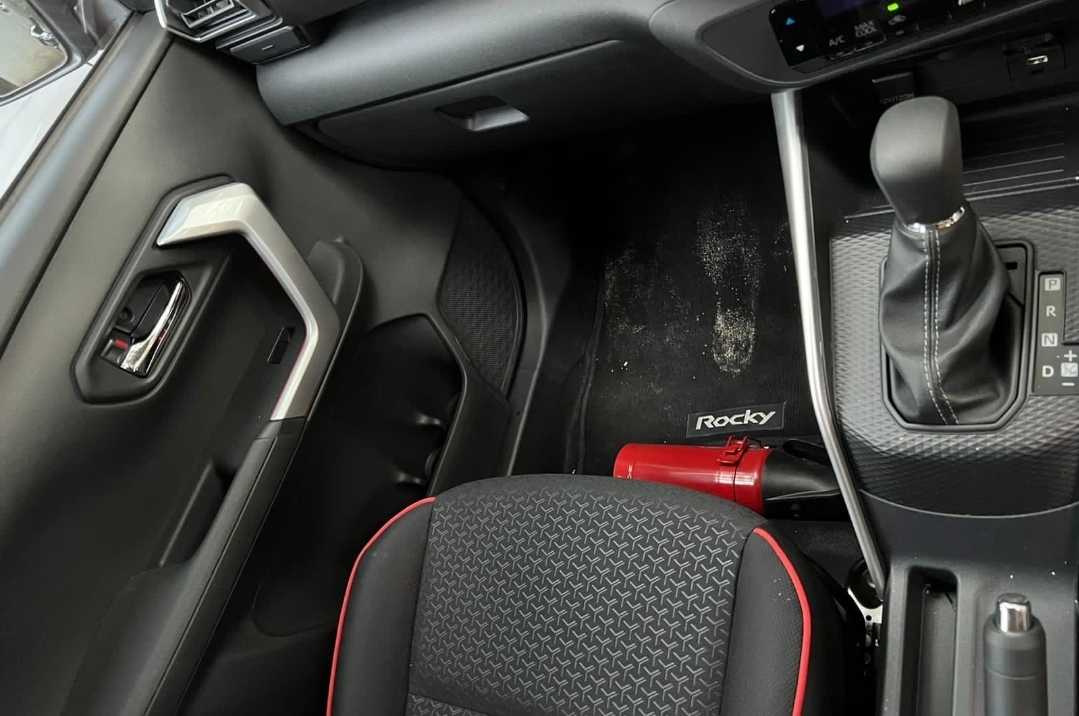 Daihatsu Rocky Automatic