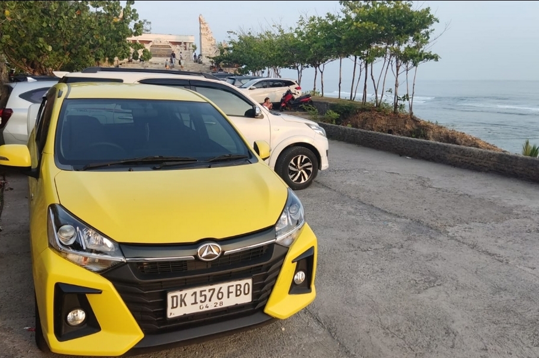 New Daihatsu Ayla Automatic