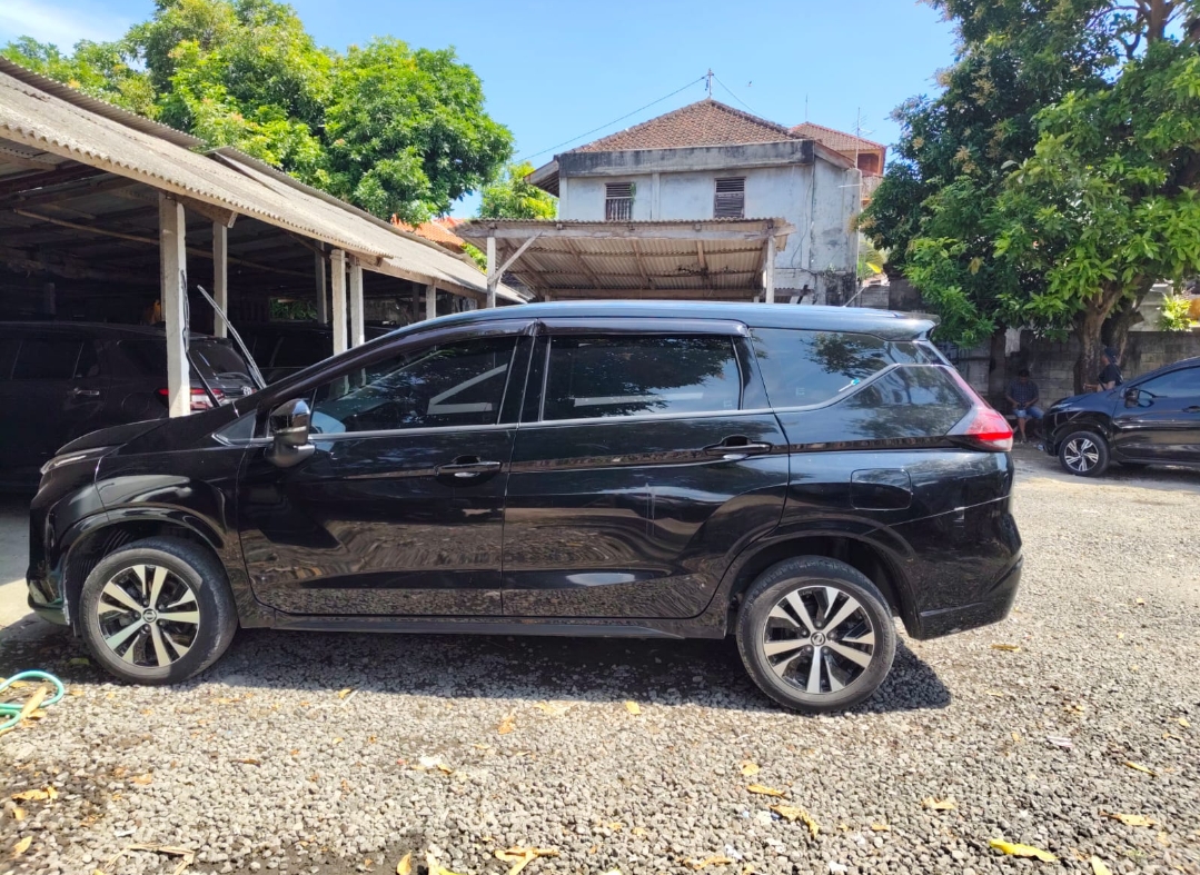 Nissan Grand Livina Automatic
