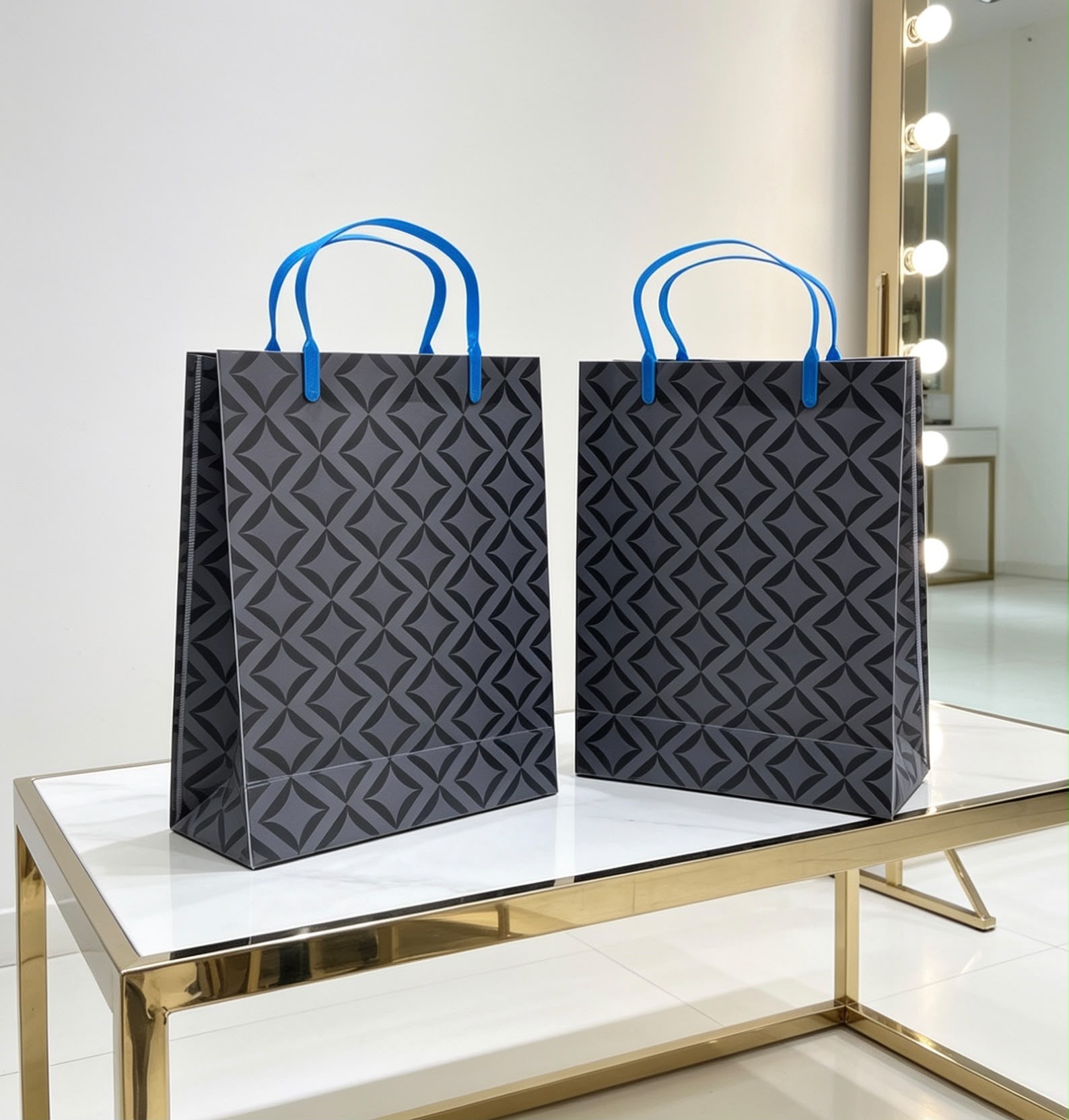 Sac & Carte Cadeau Minimaliste