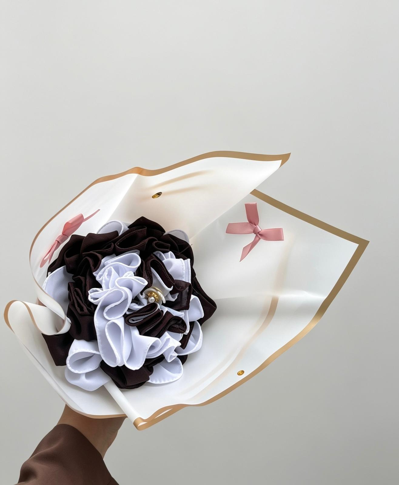 Papier de soie & nœud décoratif
