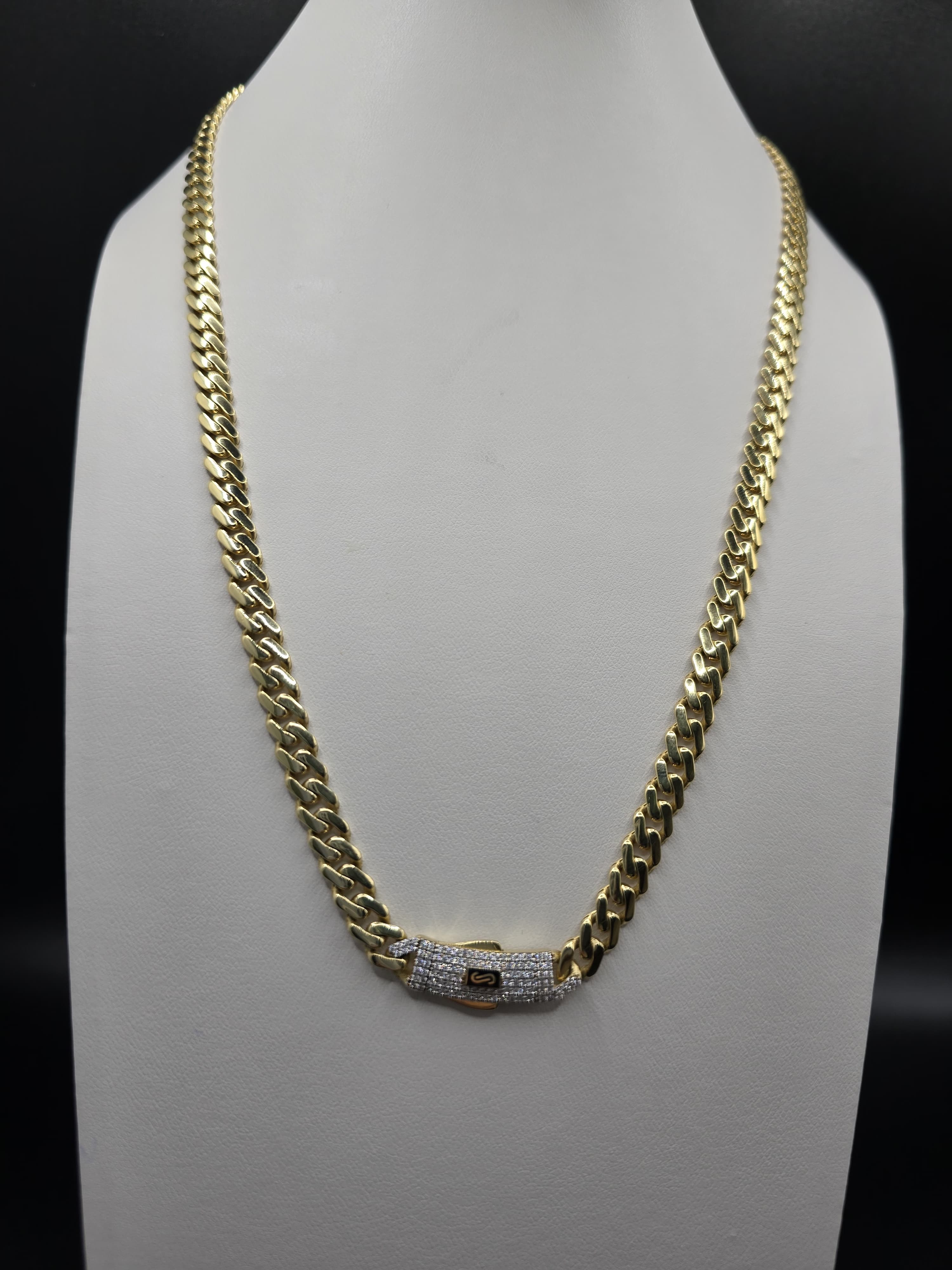 Gold Cuban Link Chain Necklace