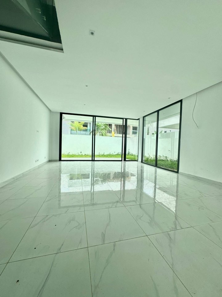 A LOUER DUPLEX BON STANDING 