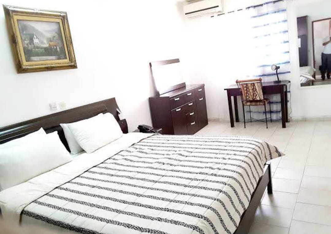 HÔTEL EN VENTE