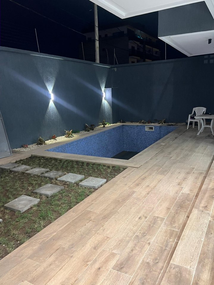 A LOUER VILLA DUPLEX HAUT STANDING AVEC PISCINE