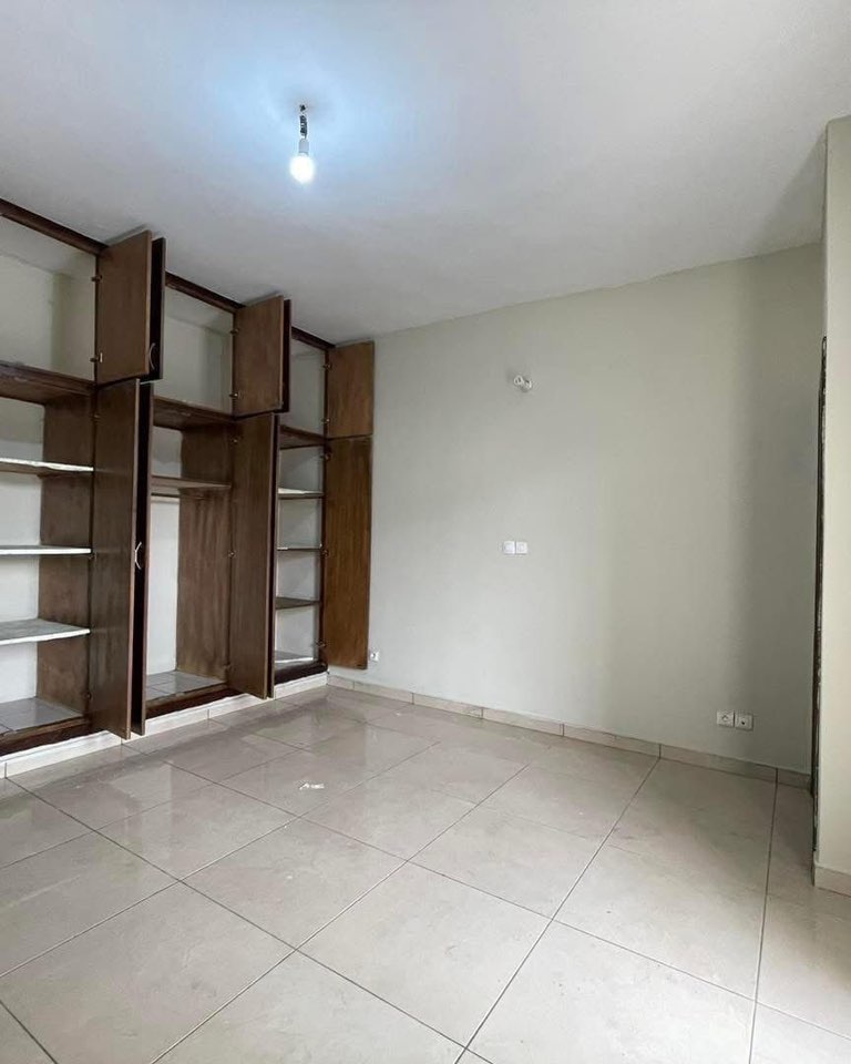 APPARTEMENT F4 A LOUER 