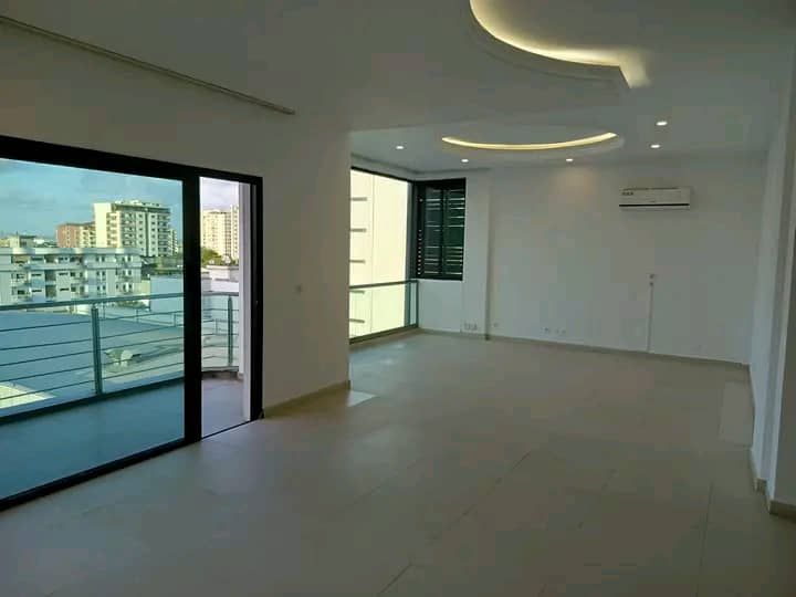 APPARTEMENT BON STANDING 4 PIÈCES A LOUER