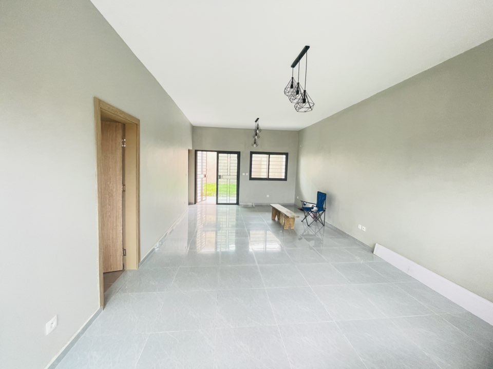 VILLA DUPLEX F4 HAUT STANDING A LOUER 