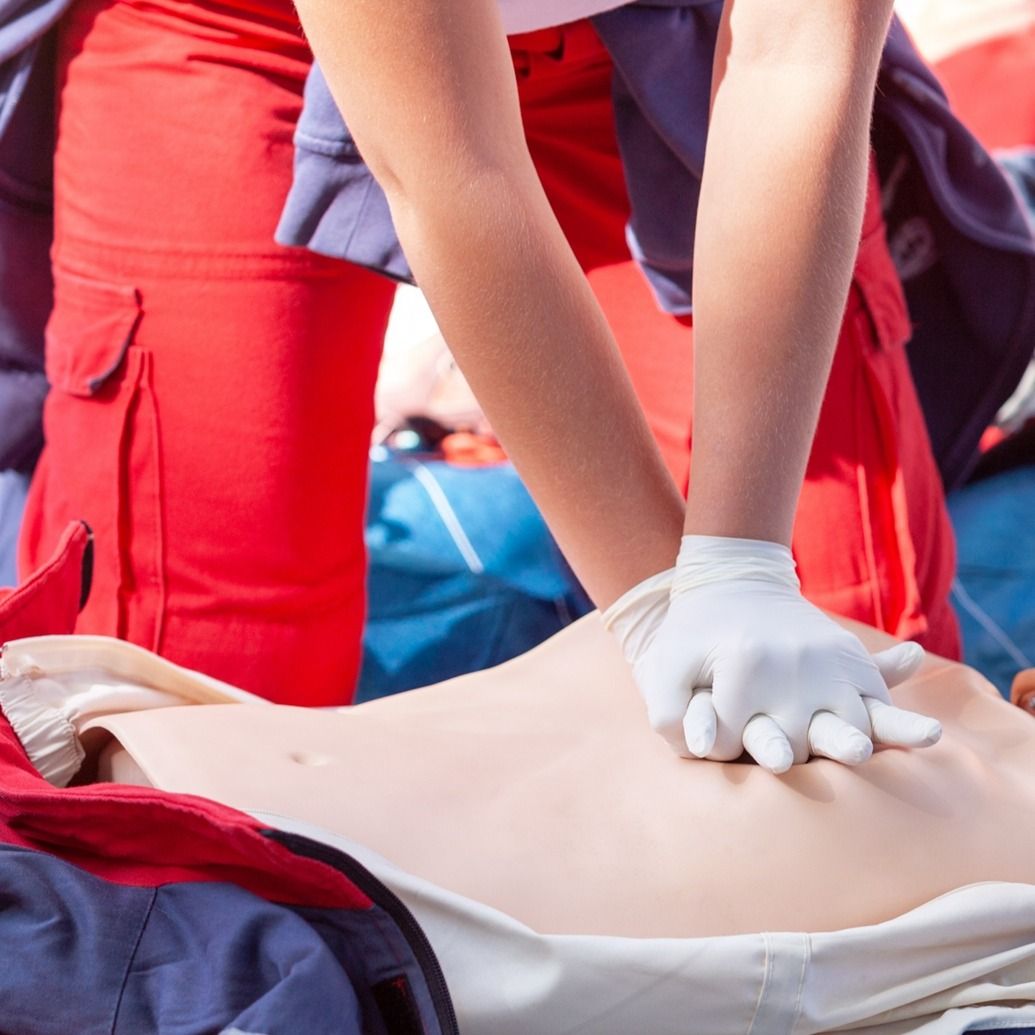 Soporte Vital Básico y Avanzado (BLS ACLS)