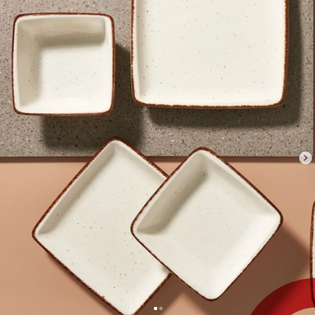 Square ceramic plate set