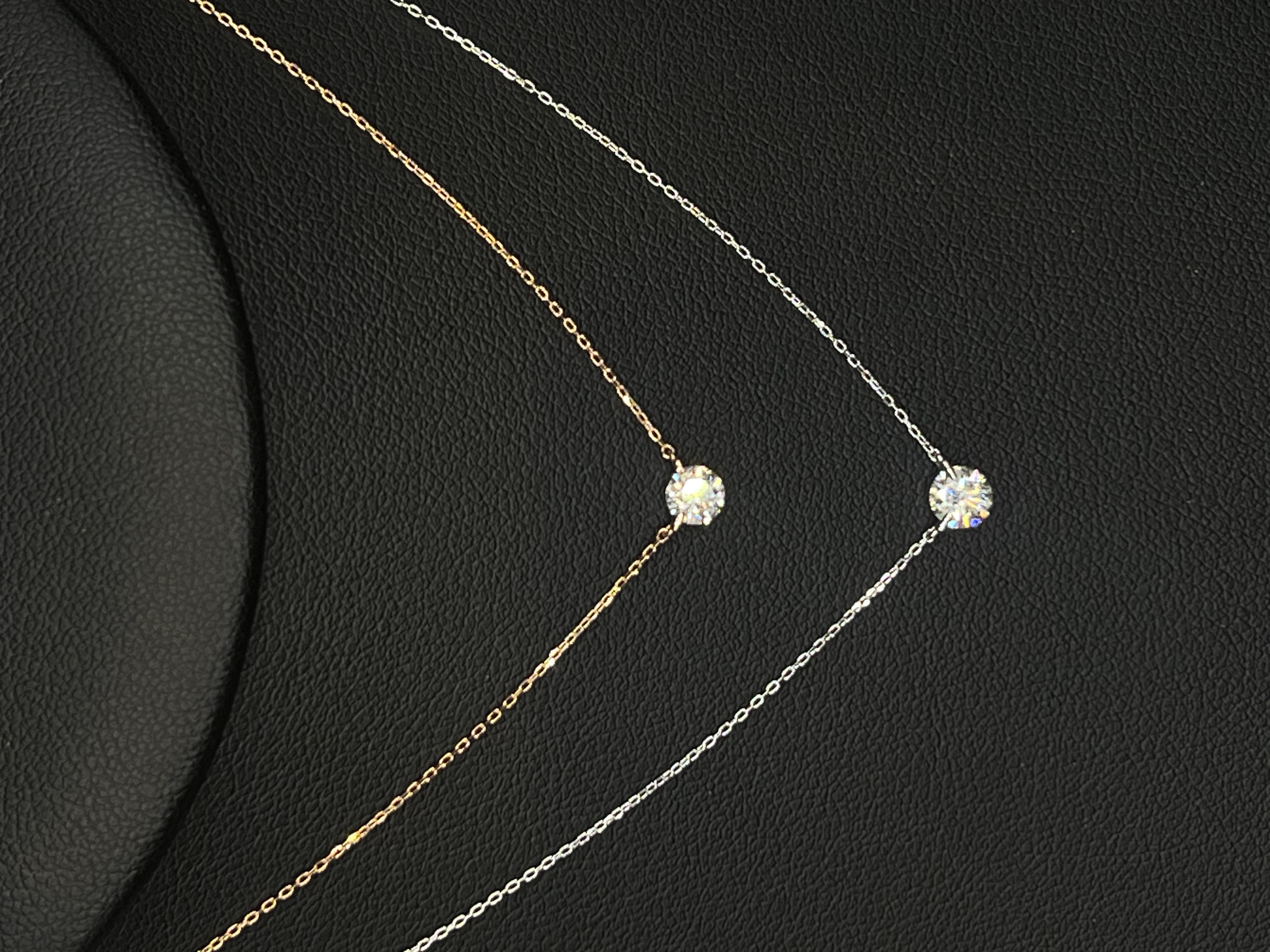 Collar con diamante puro