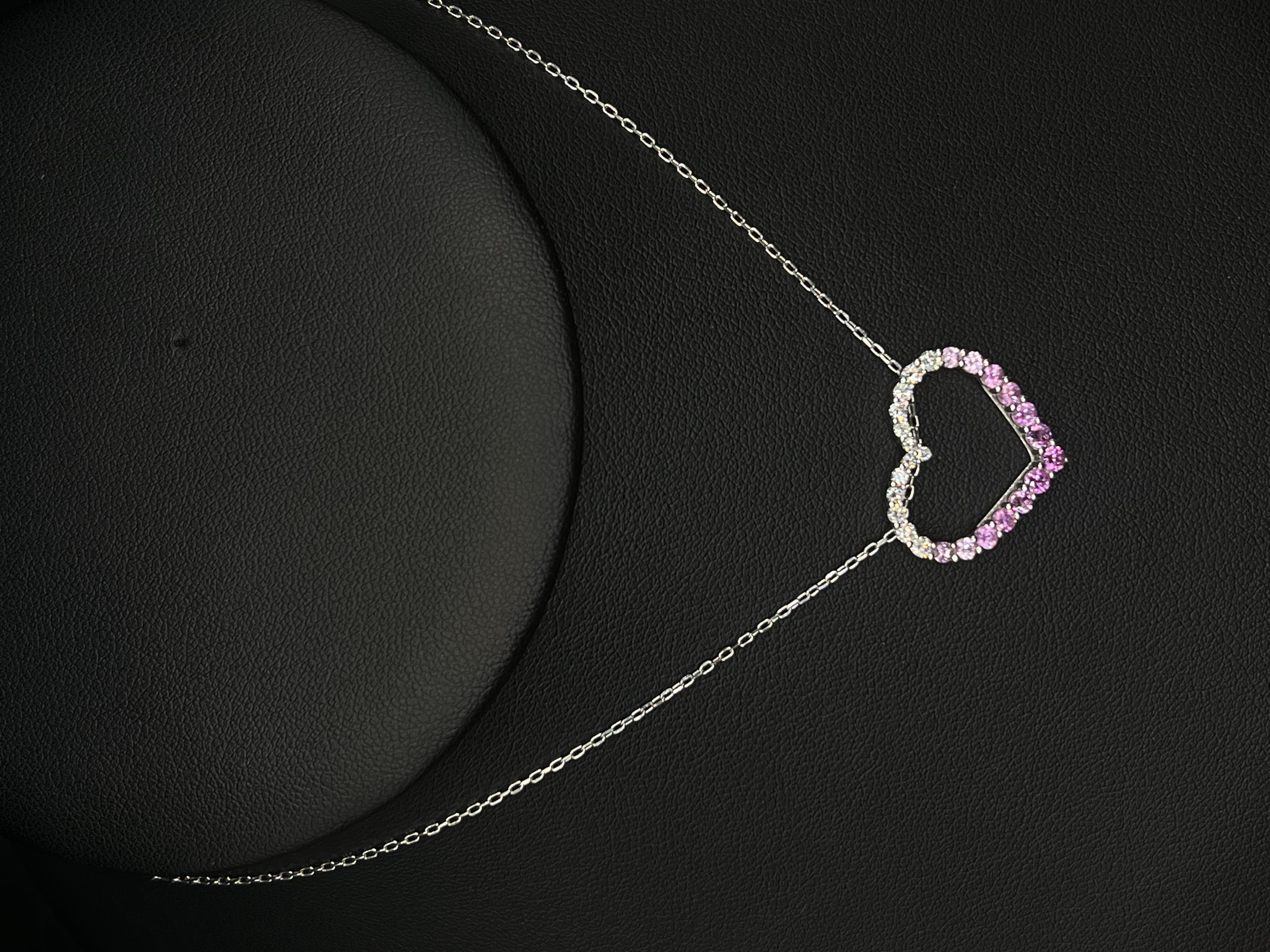 Collar con colgante de corazón