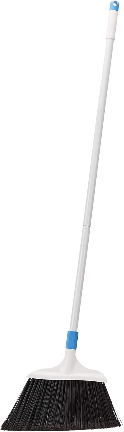 Amazon Basics Heavy-Duty Broom
