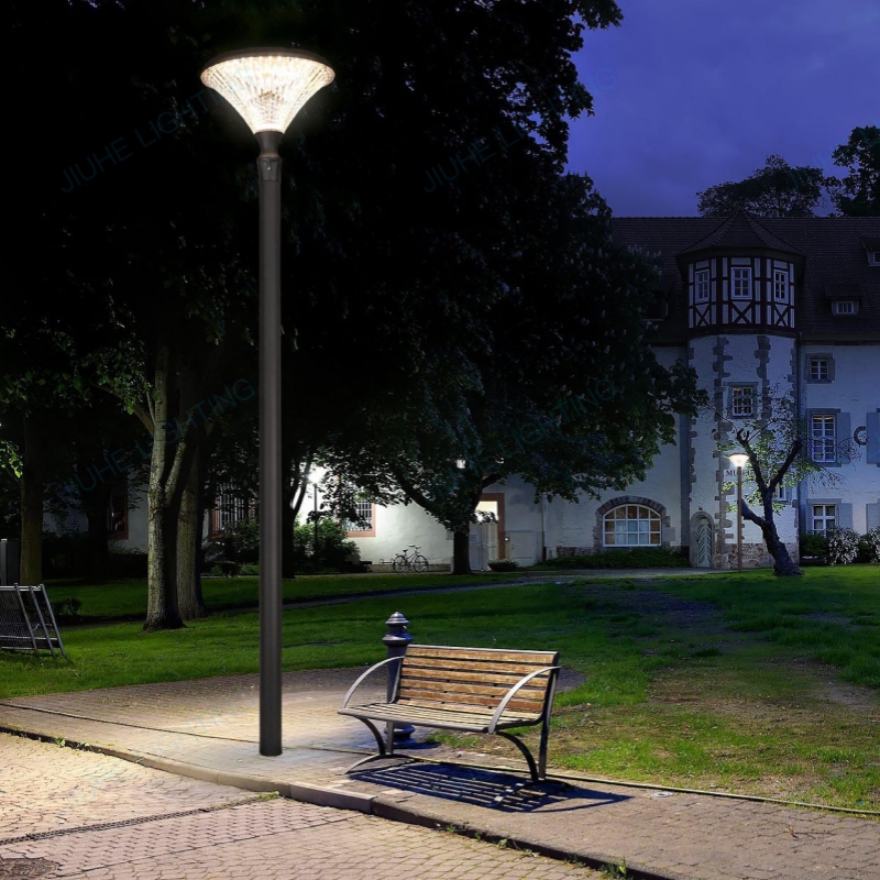 Solar Modern LED Street Light