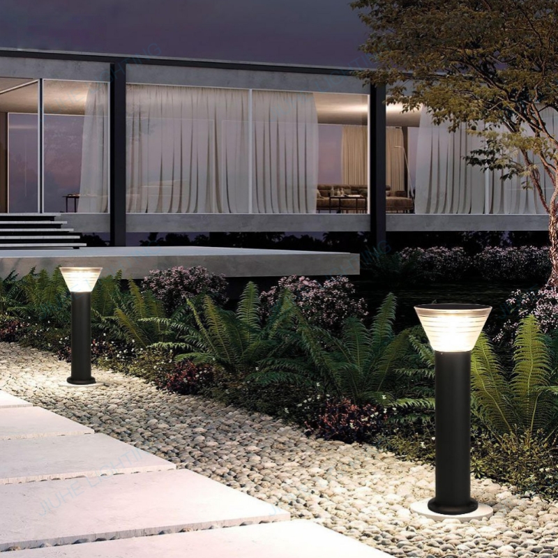 Outdoor Pathway Bollard Light