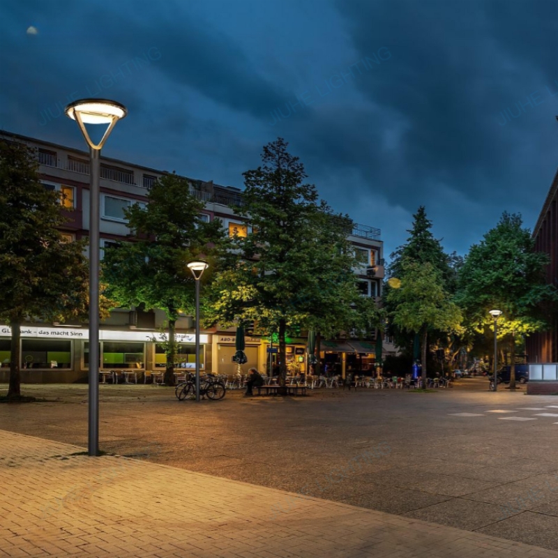Solar Modern Outdoor LED Street Lamp