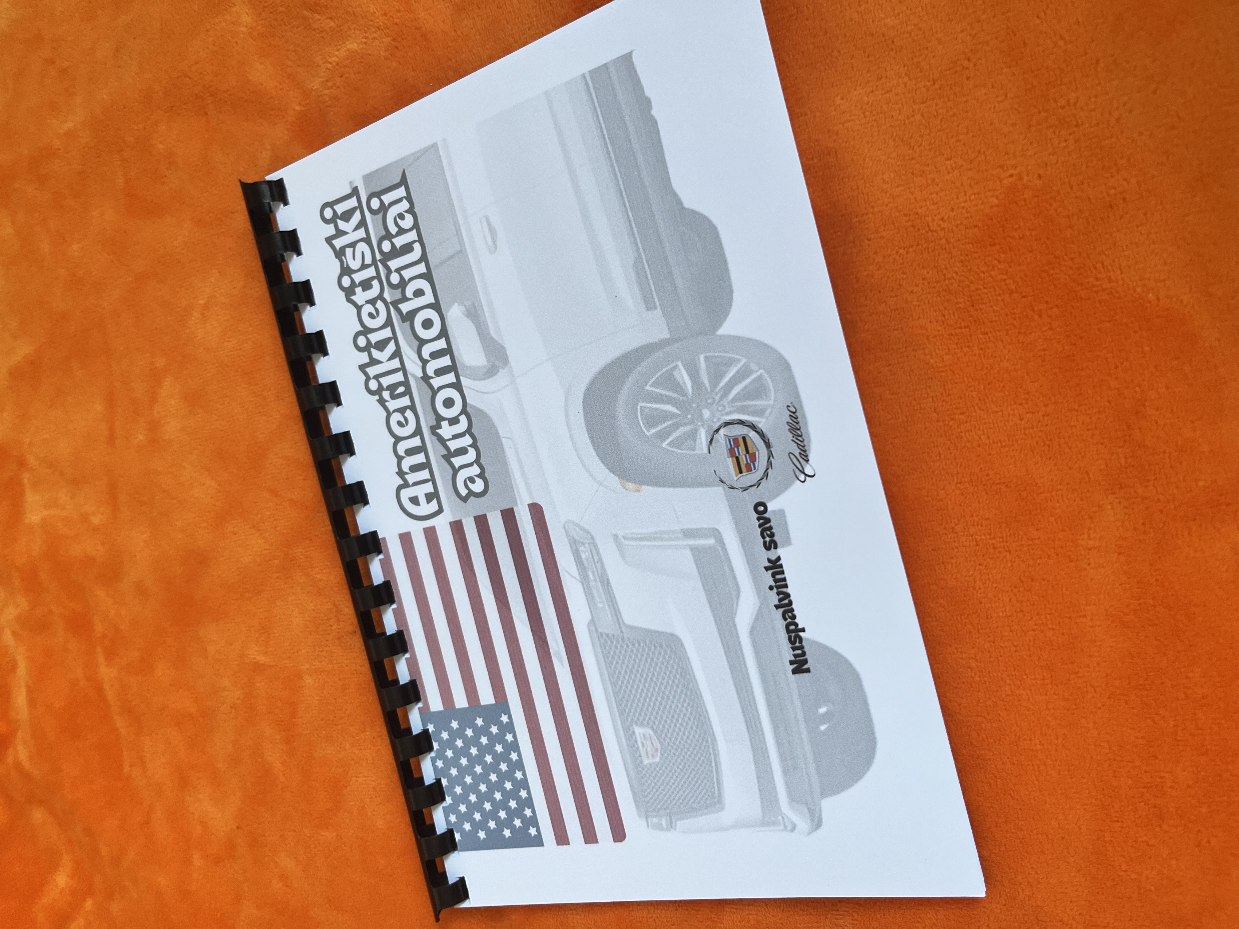 Spalvinimo knygelė. „Amerikietiški automobiliai. Cadillac“